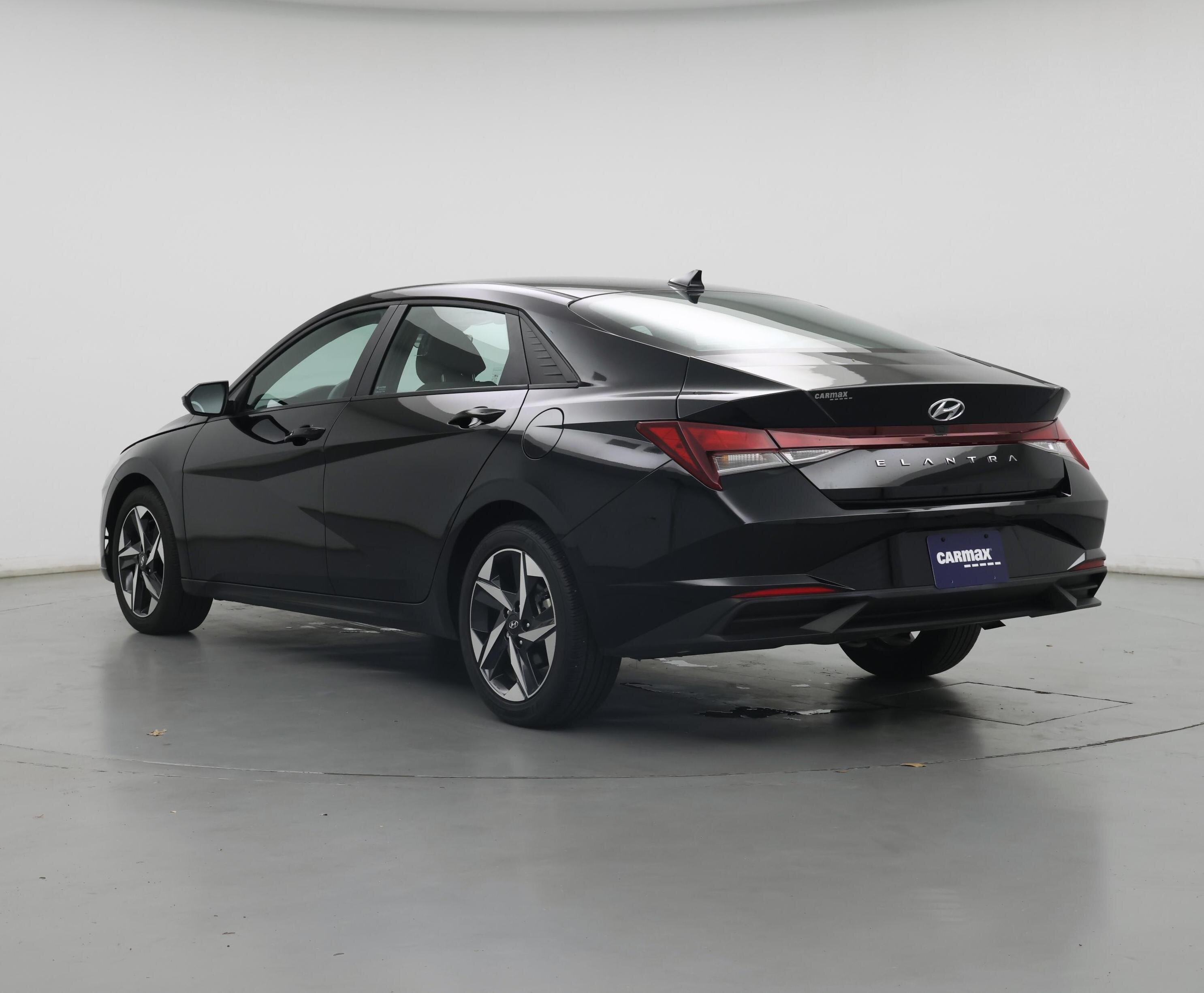 Thumbnail: 2023 Hyundai Elantra - 2