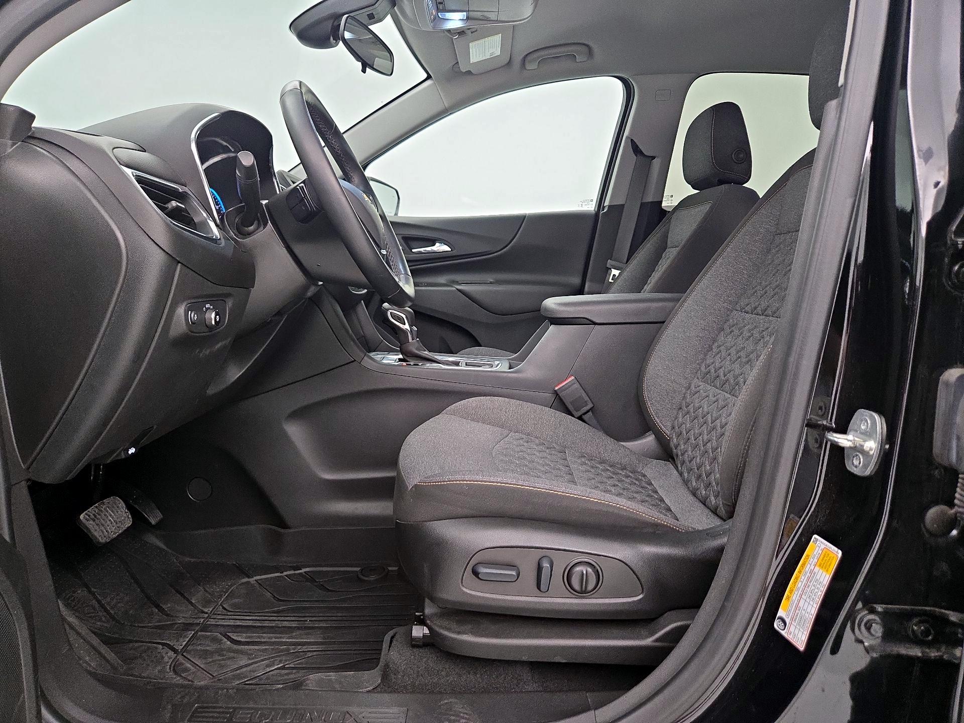 Thumbnail: 2023 Chevrolet Equinox - 11