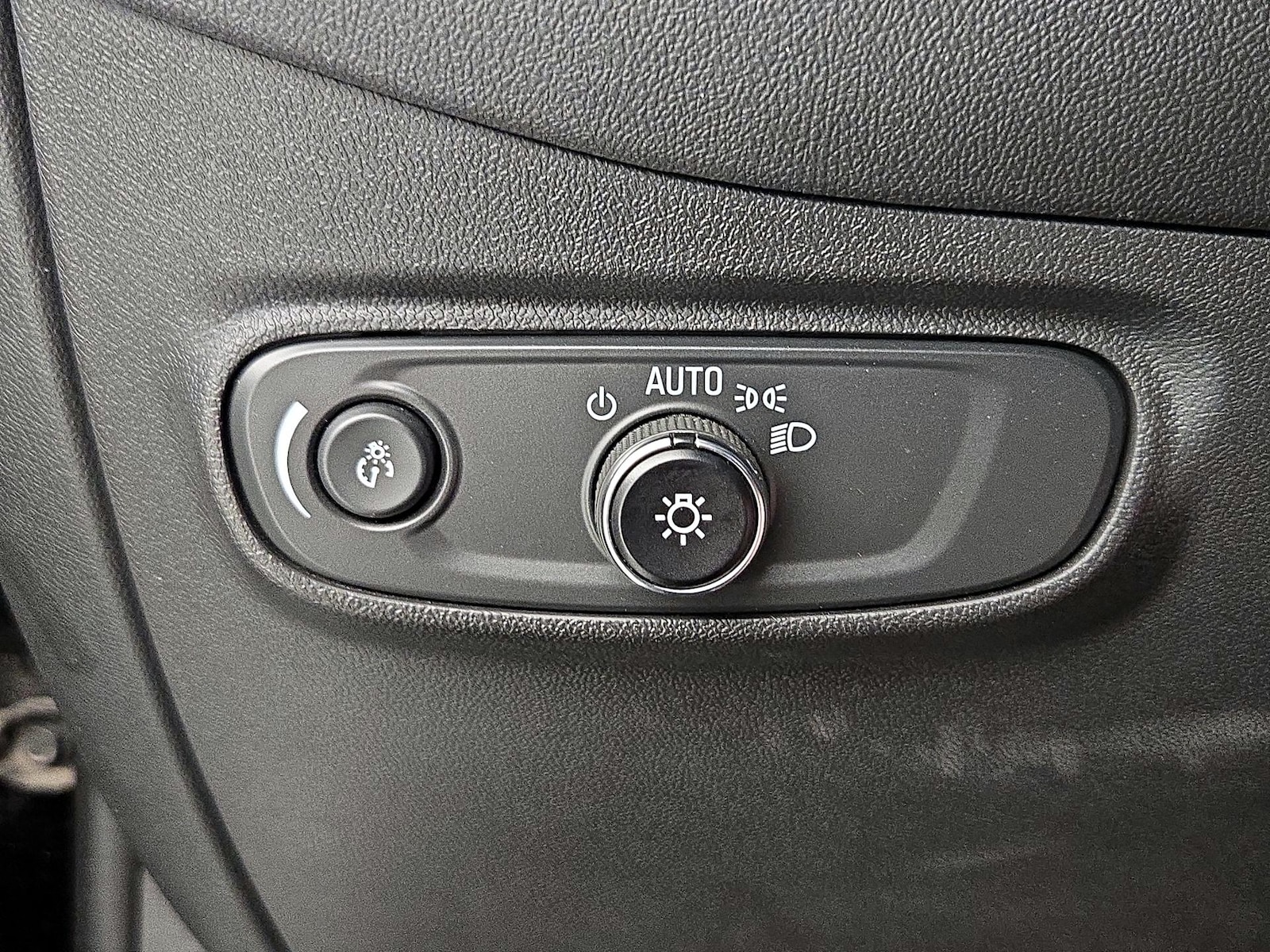 2023 Chevrolet Equinox LT - Photo 14