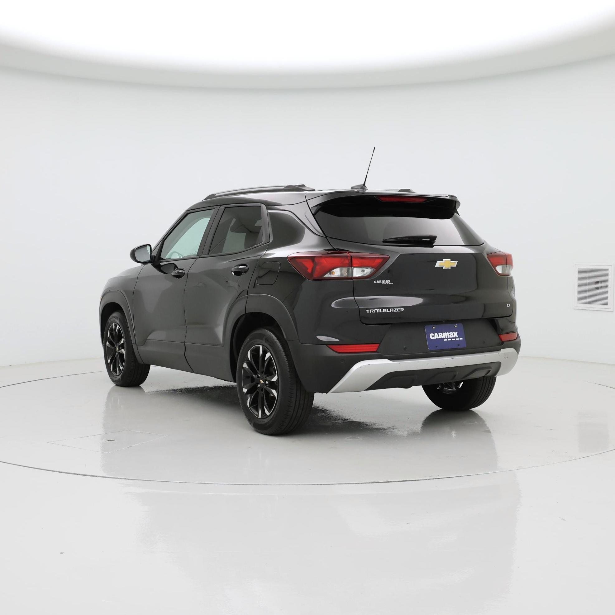 Thumbnail: 2023 Chevrolet Equinox - 2