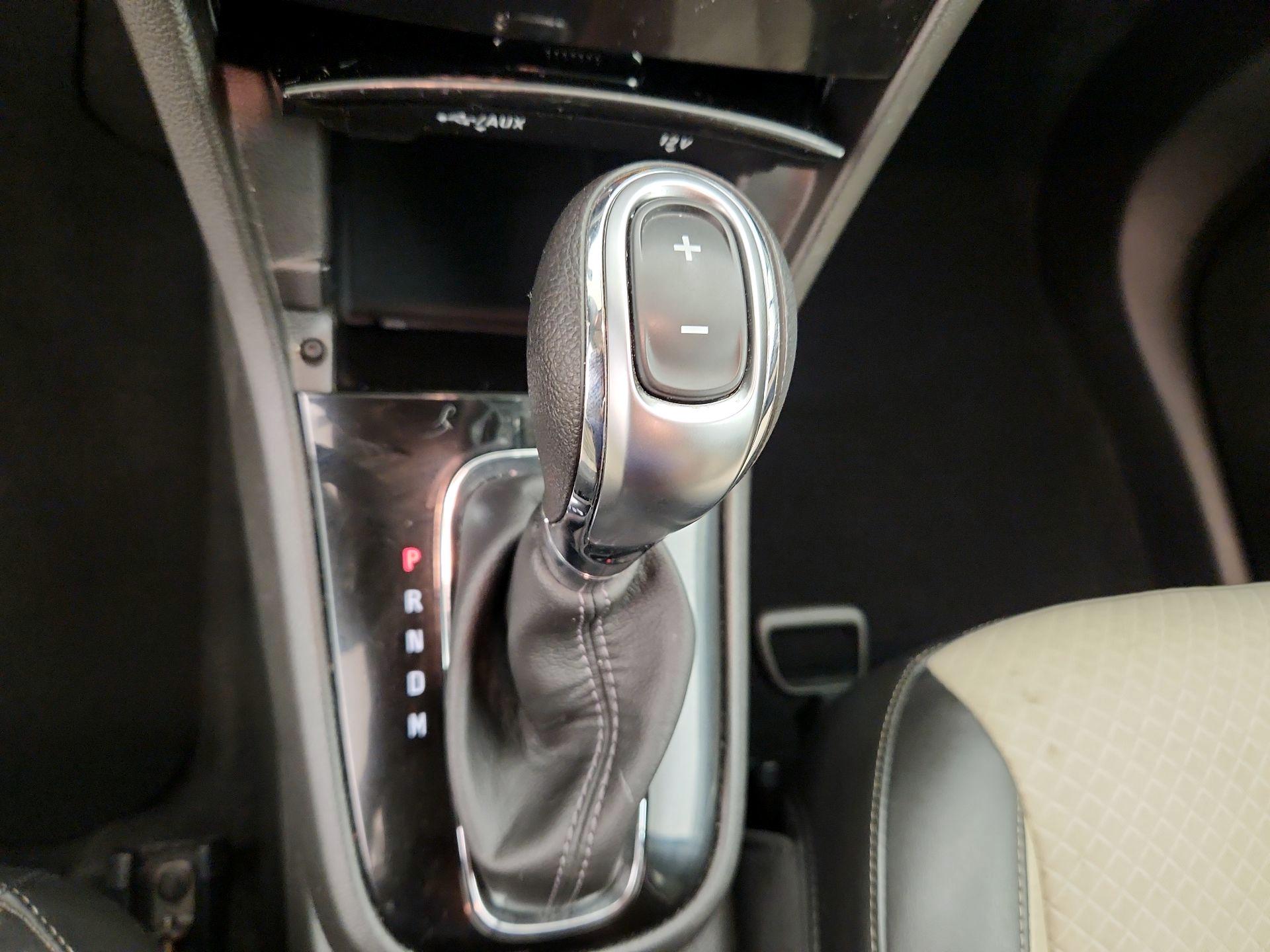 Thumbnail: 2020 Buick Encore - 17