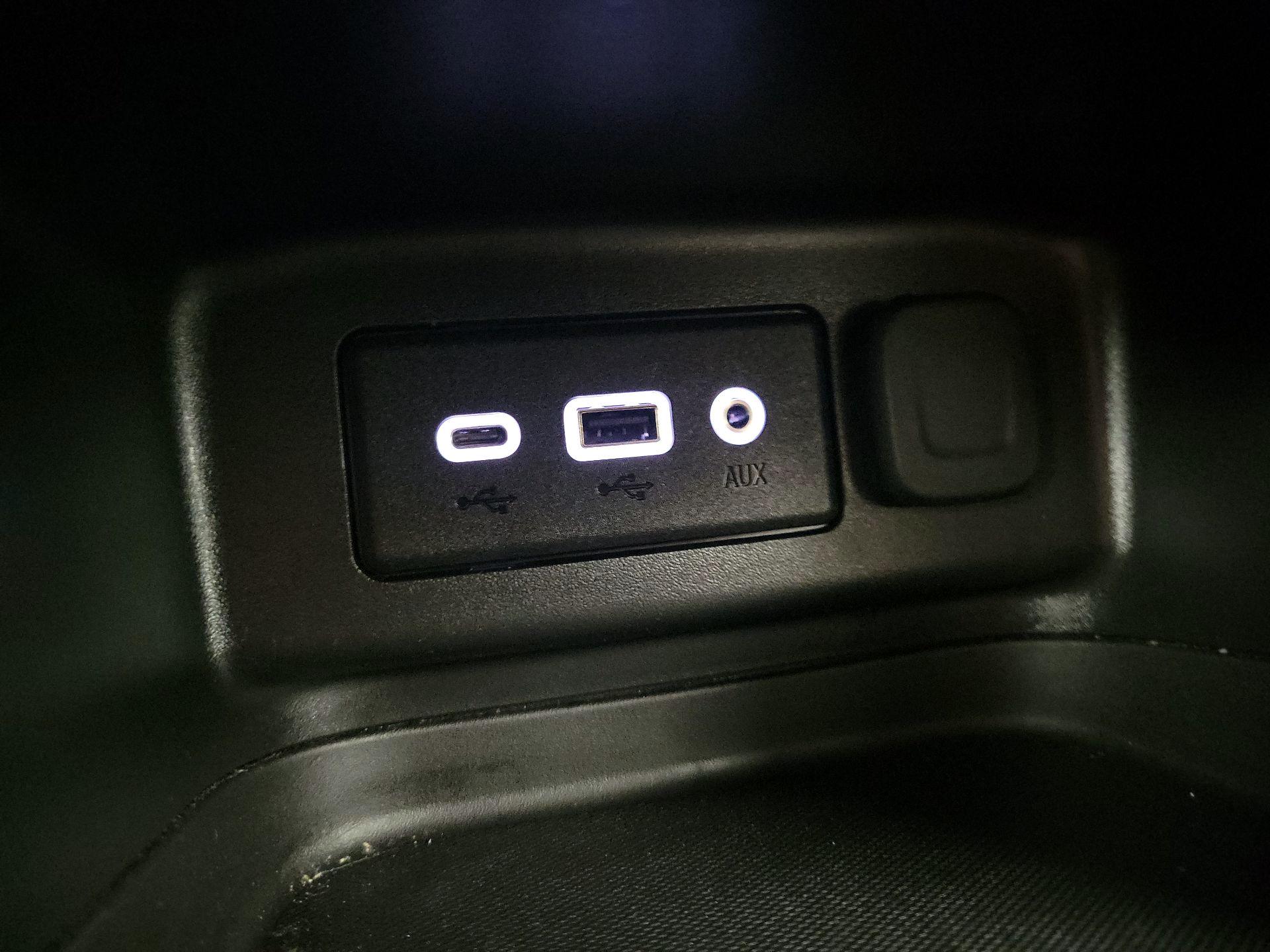 Thumbnail: 2023 Chevrolet Equinox - 18