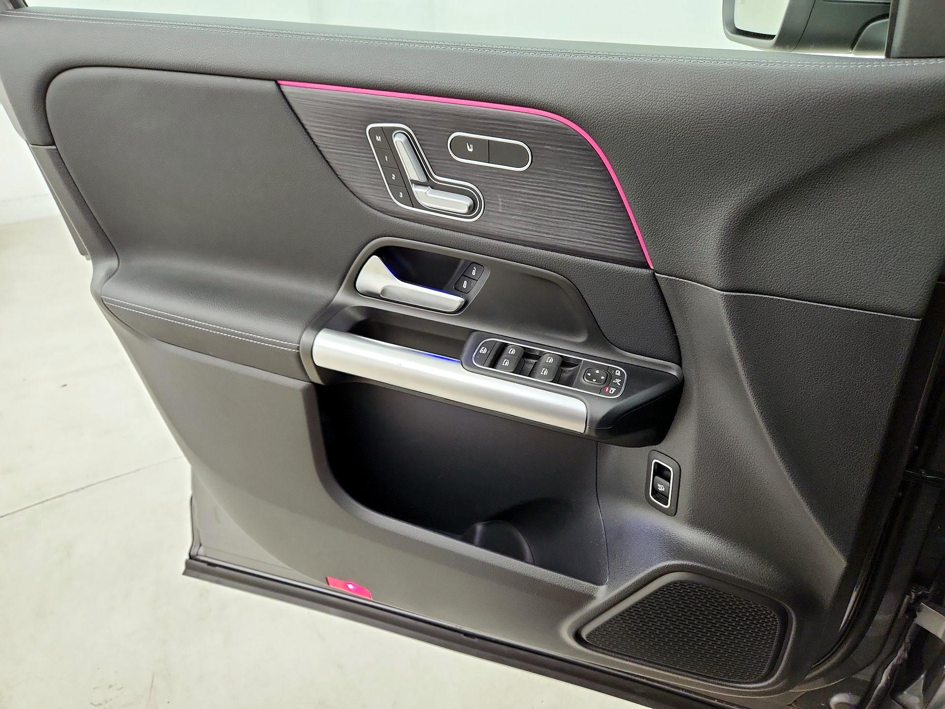 Thumbnail: 2023 Mercedes-Benz GLA - 12