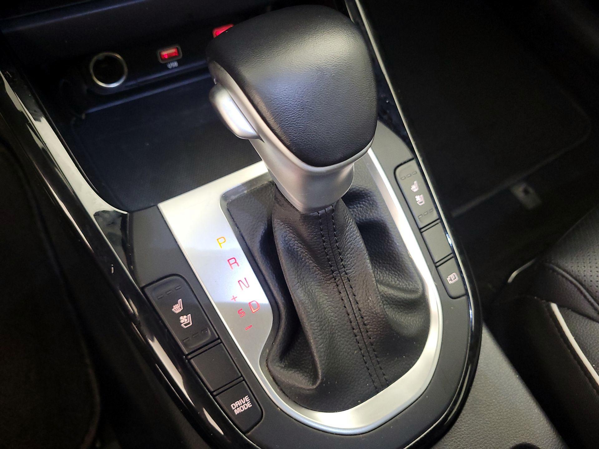 Thumbnail: 2024 Kia Forte - 16