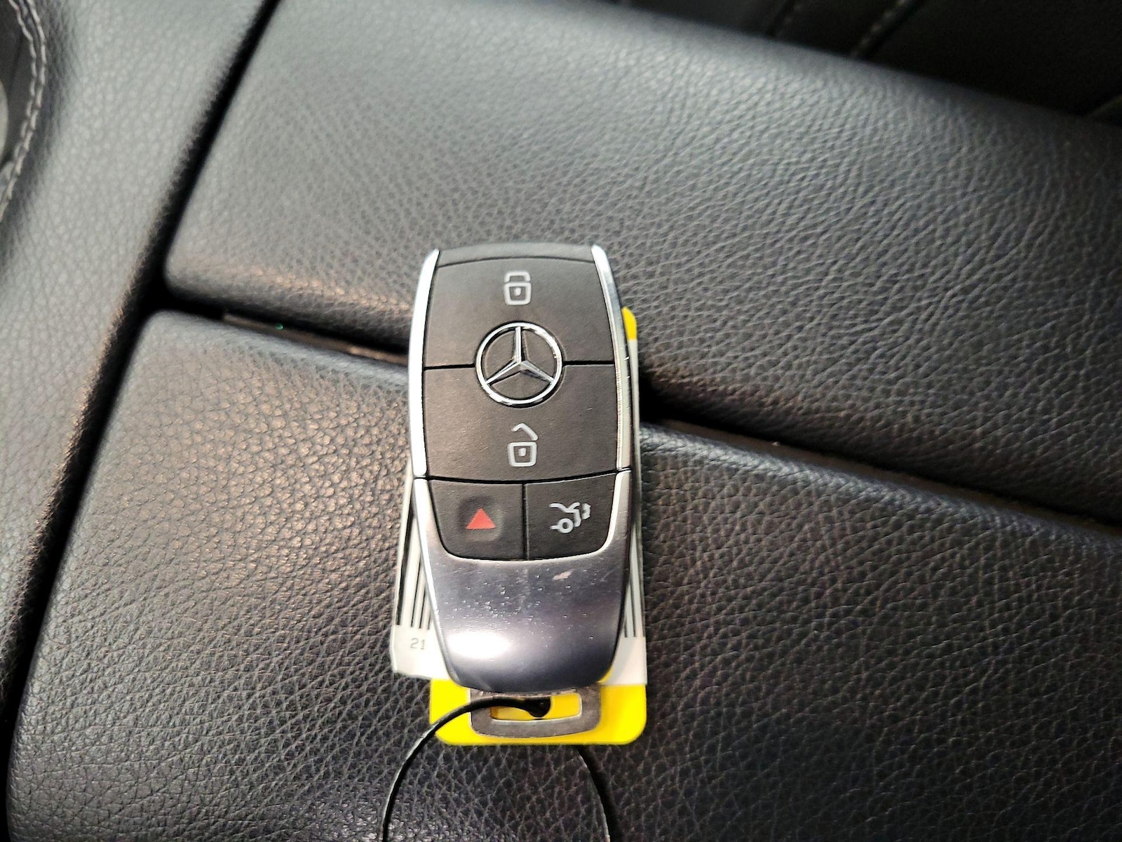 2021 Mercedes-Benz GLE GLE350 - Photo 26