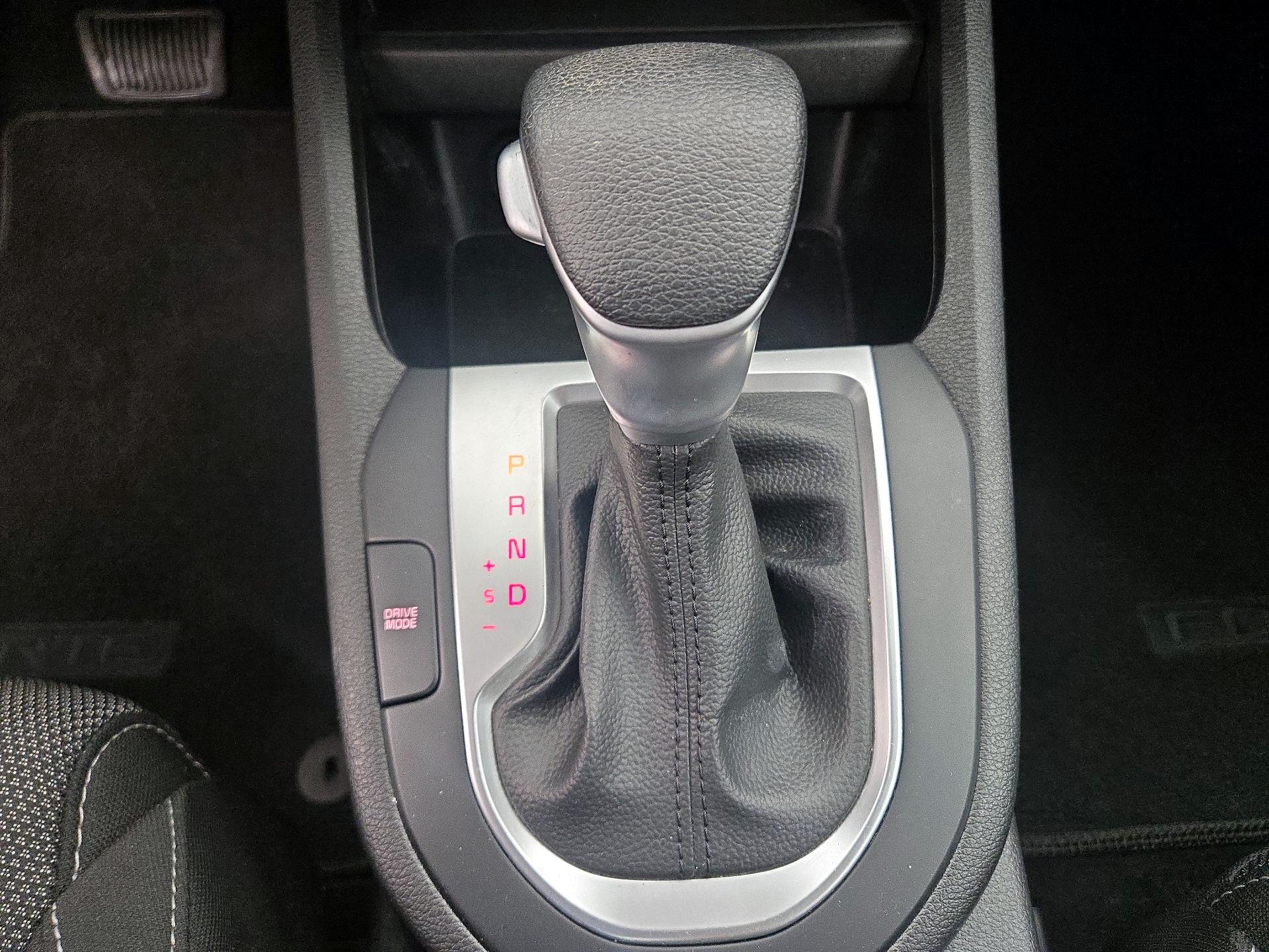 Thumbnail: 2023 Kia Forte - 17