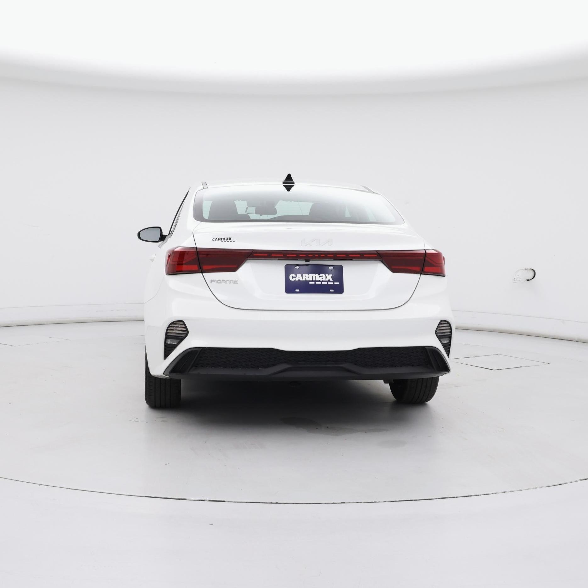 Thumbnail: 2023 Kia Forte - 6