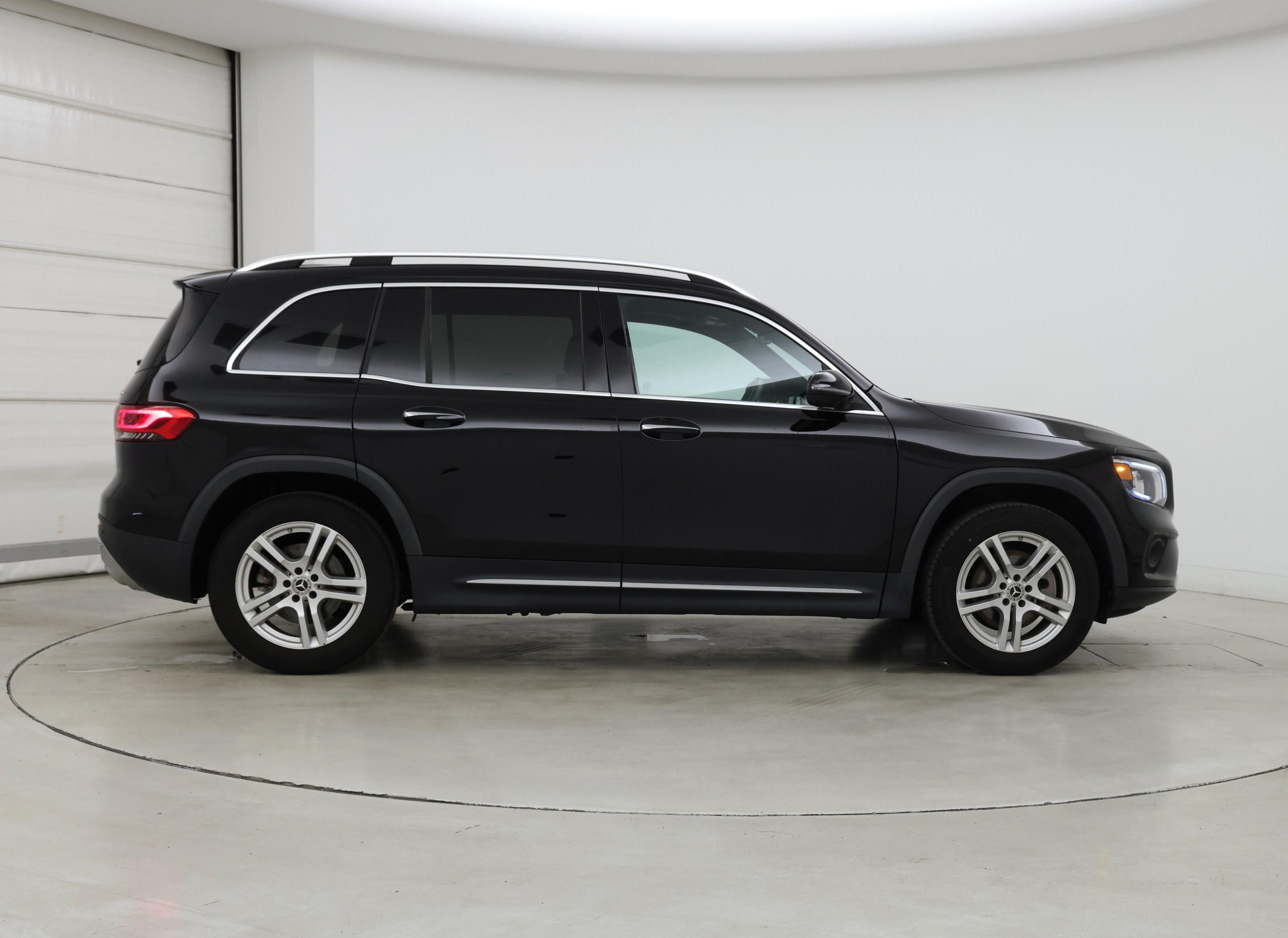 Thumbnail: 2023 Mercedes-Benz GLB - 7