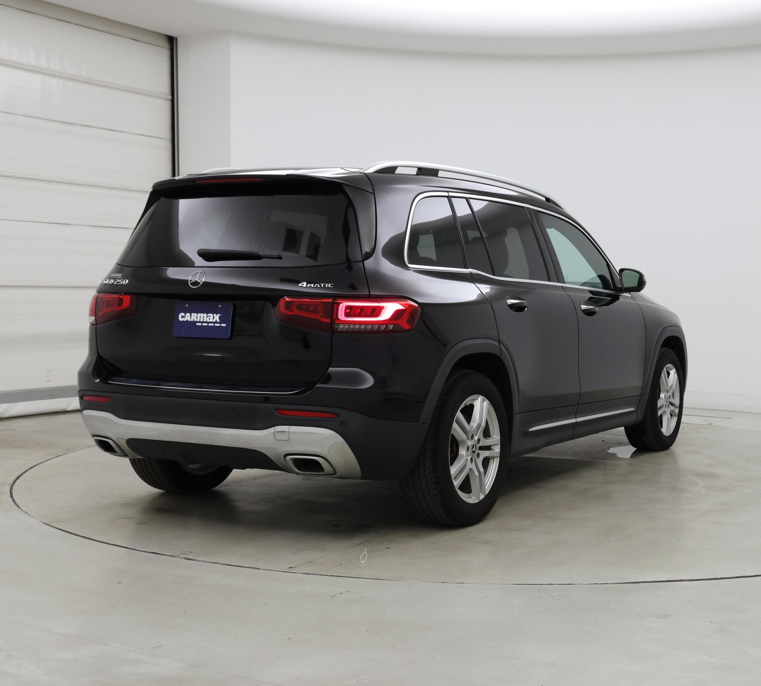 Thumbnail: 2023 Mercedes-Benz GLB - 8