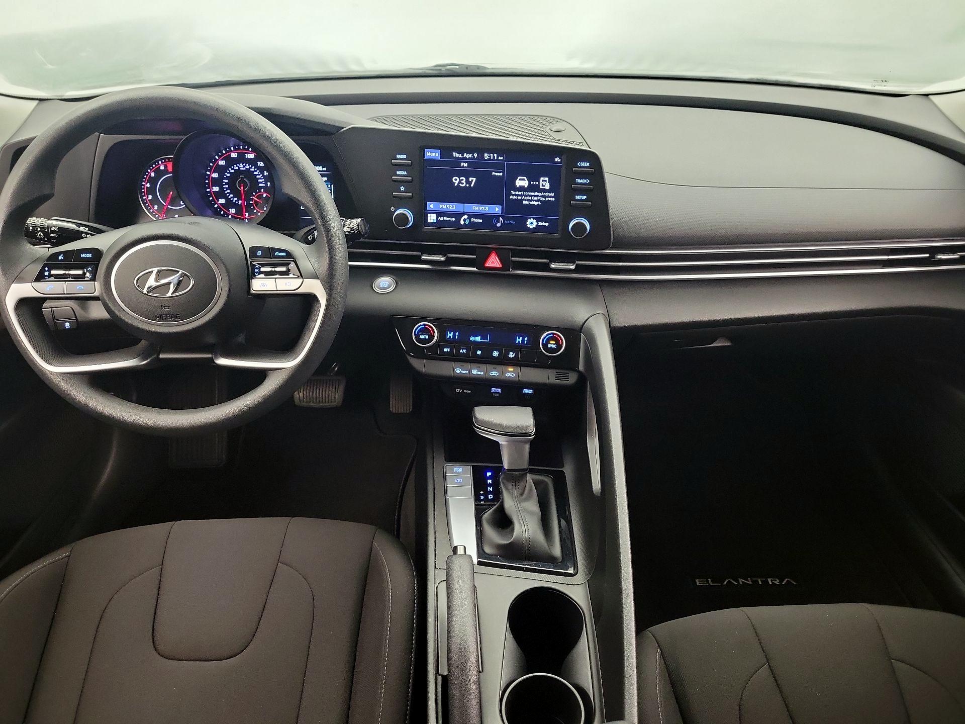 Thumbnail: 2023 Hyundai Elantra - 9