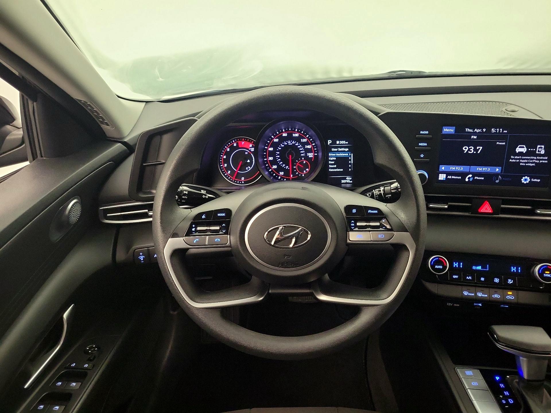 Thumbnail: 2023 Hyundai Elantra - 10