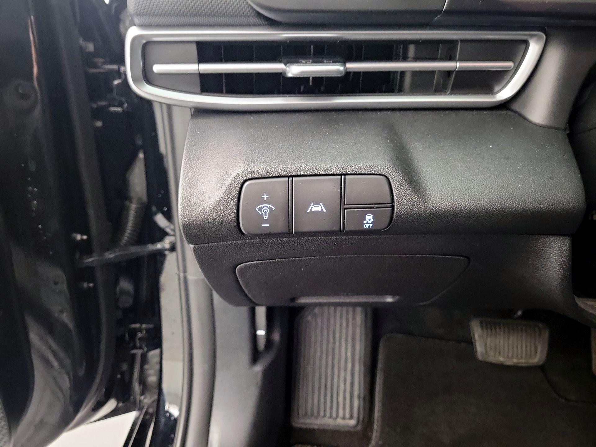 Thumbnail: 2023 Hyundai Elantra - 13