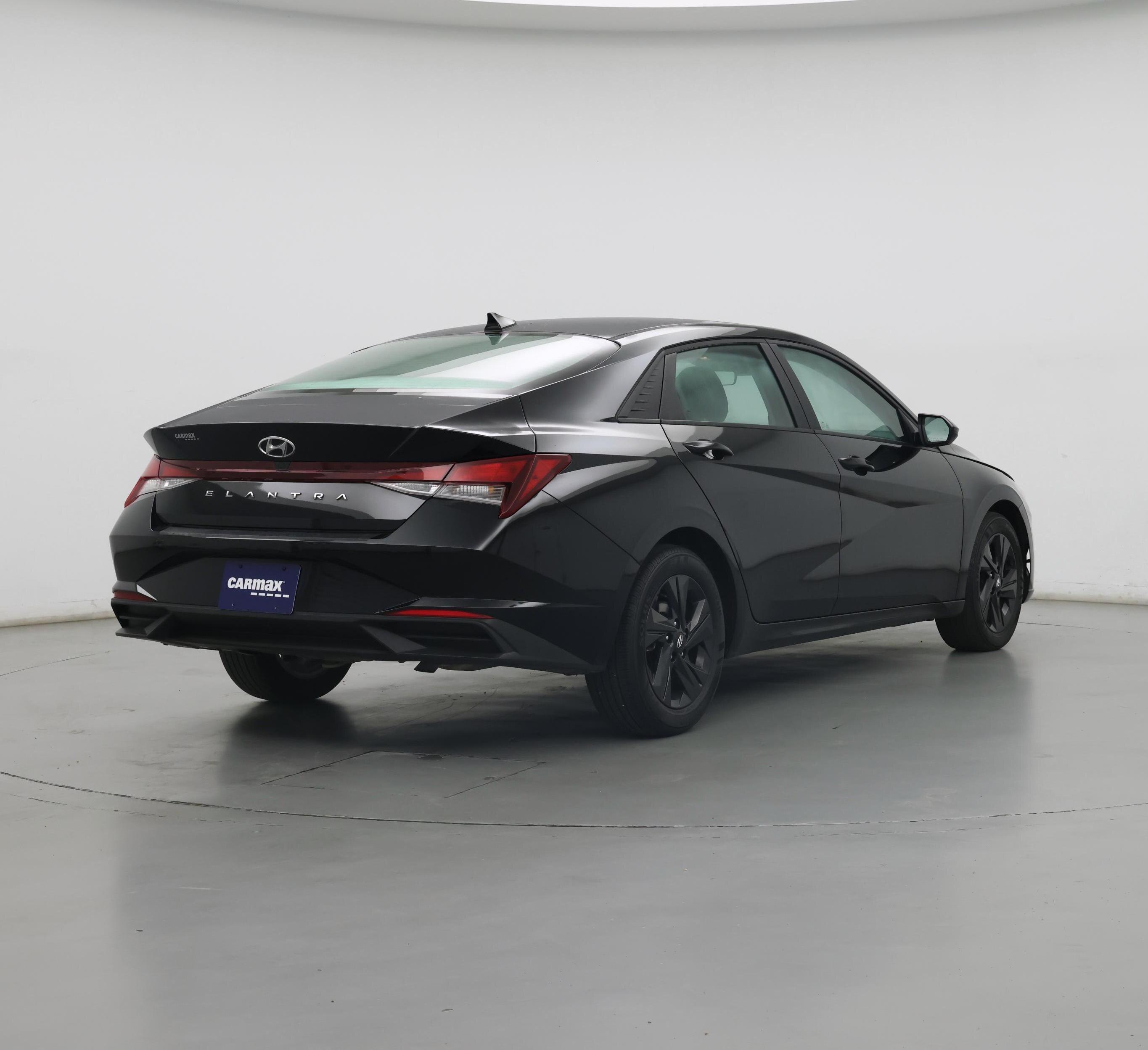 Thumbnail: 2023 Hyundai Elantra - 8