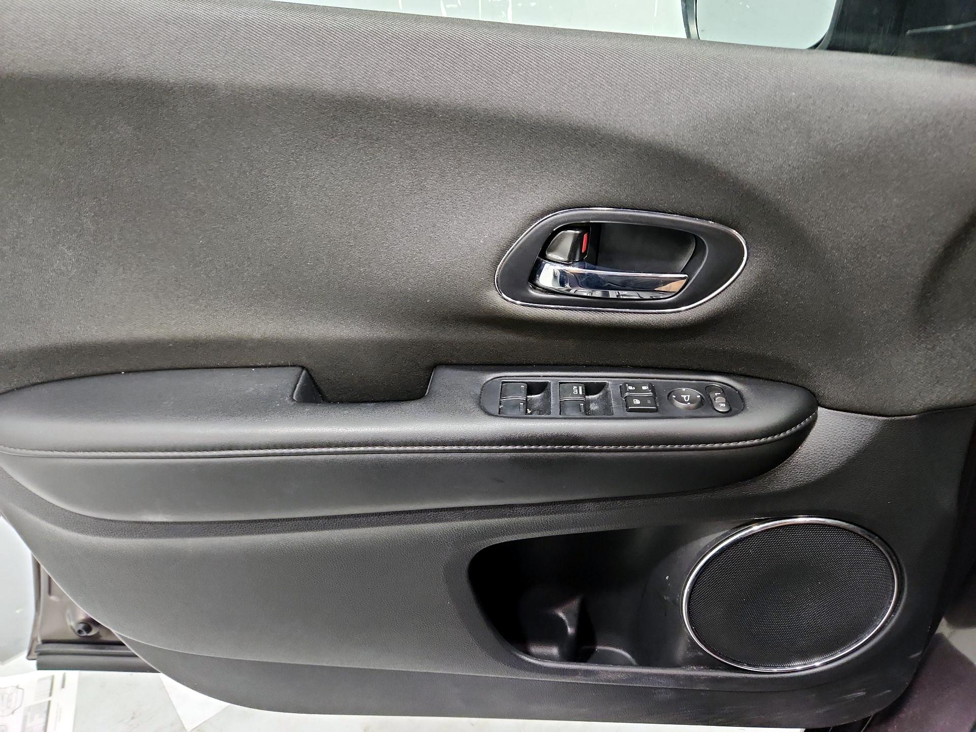 Thumbnail: 2022 Honda HR-V - 12