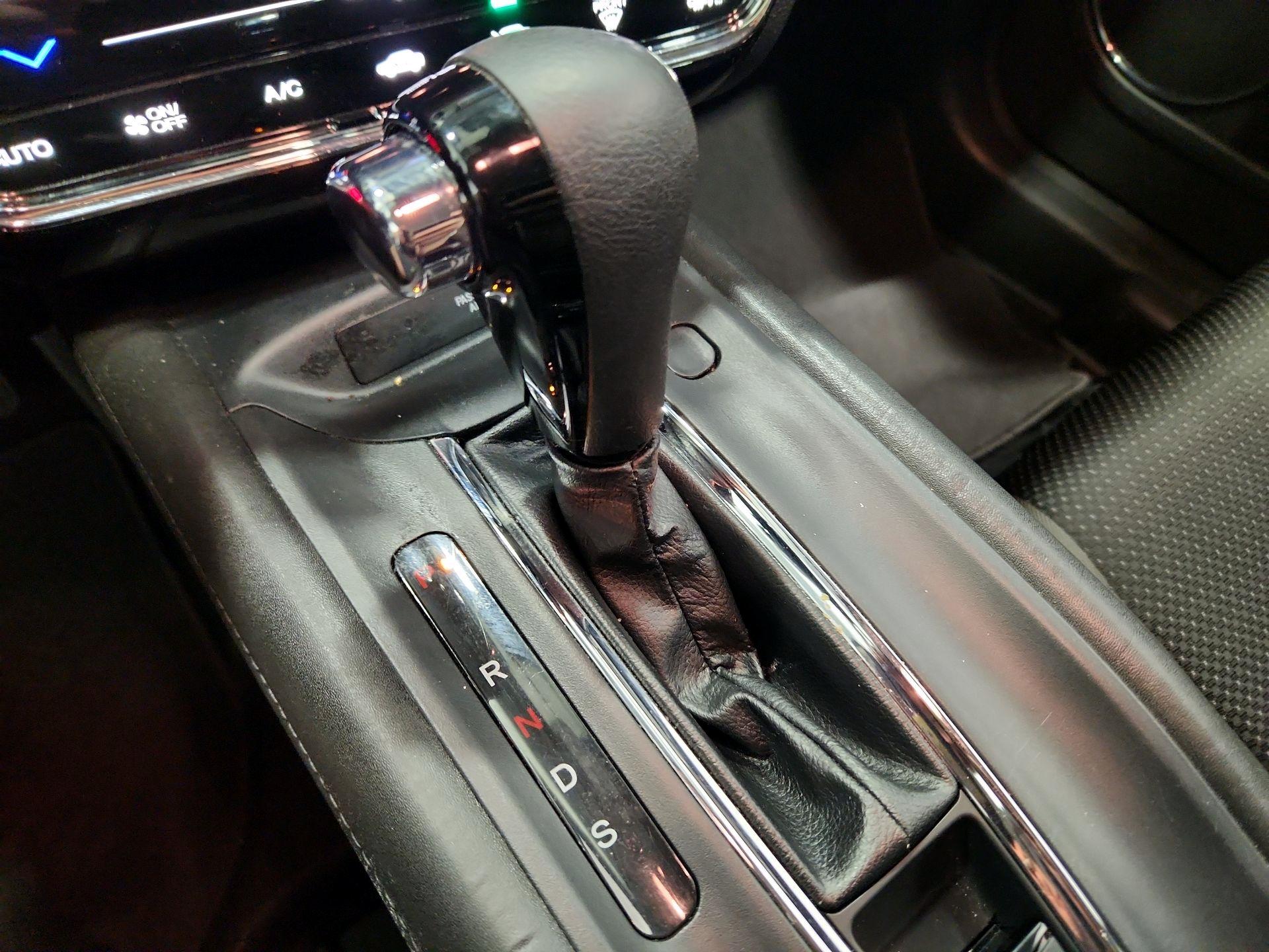 Thumbnail: 2022 Honda HR-V - 17