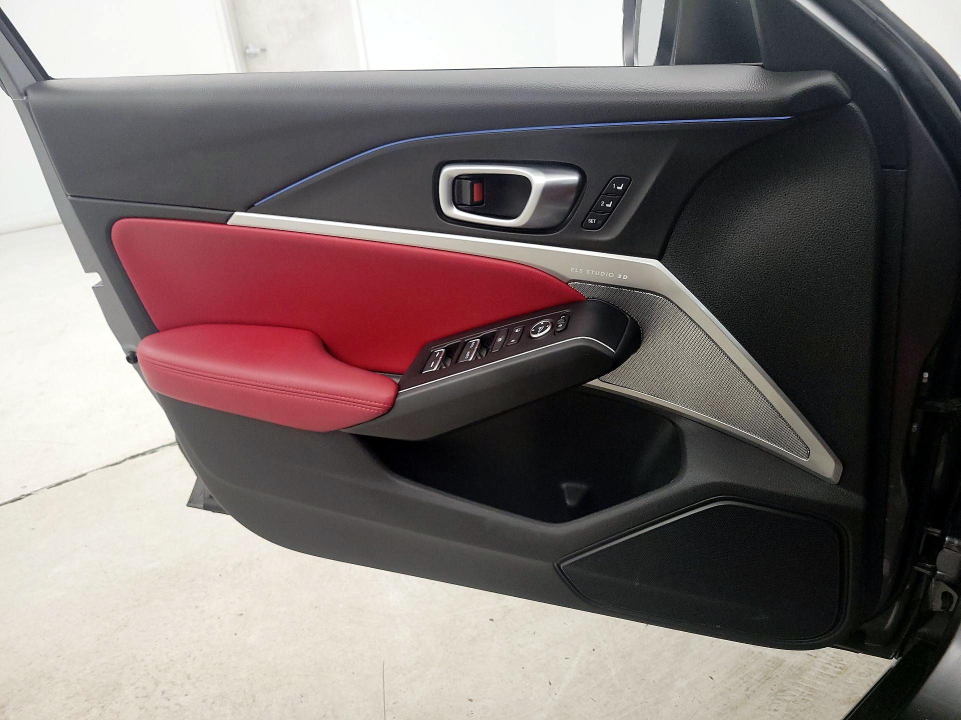 Thumbnail: 2023 Acura Integra - 12