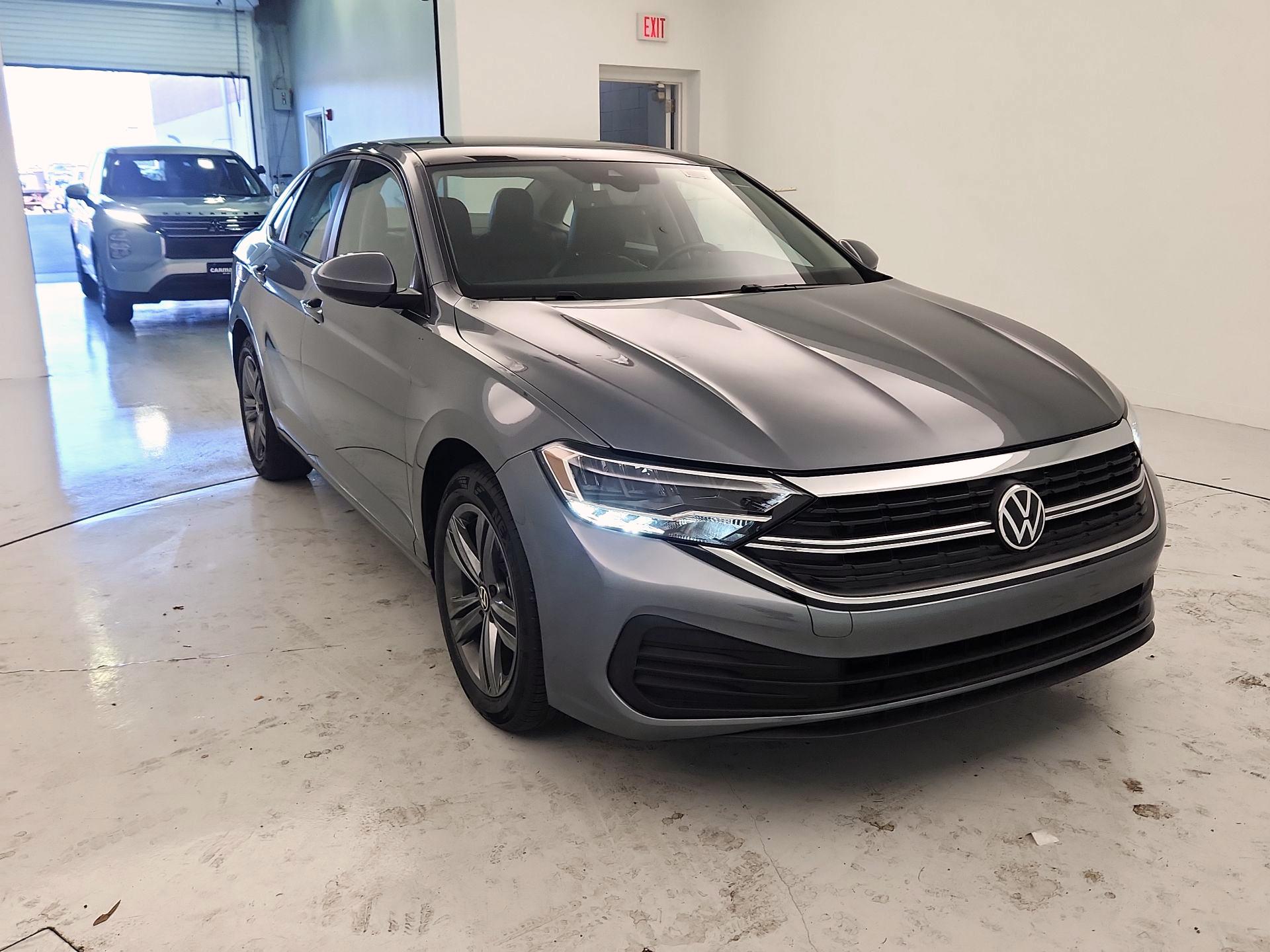 Thumbnail: 2024 Volkswagen Jetta - 1