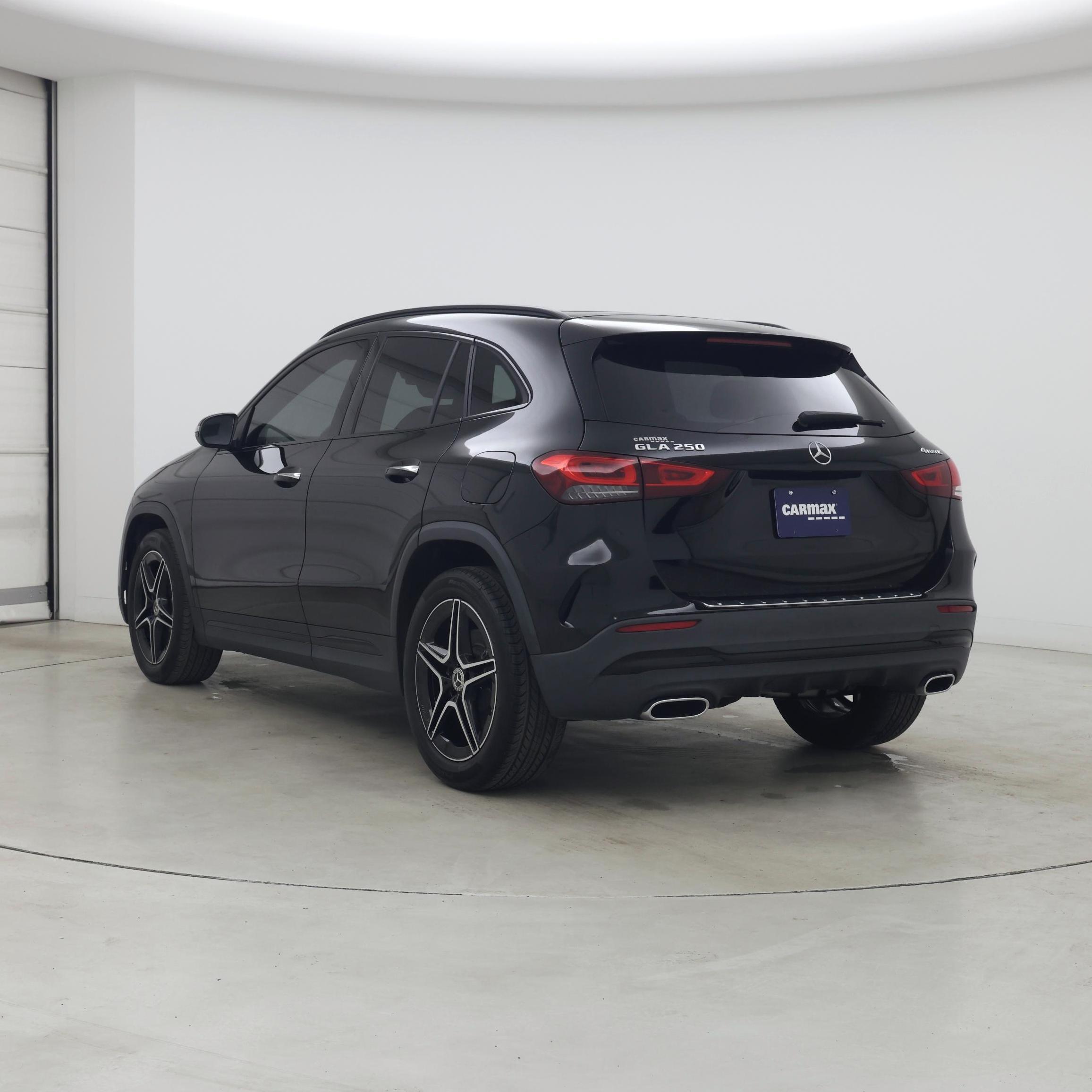 Thumbnail: 2022 Mercedes-Benz GLA - 2