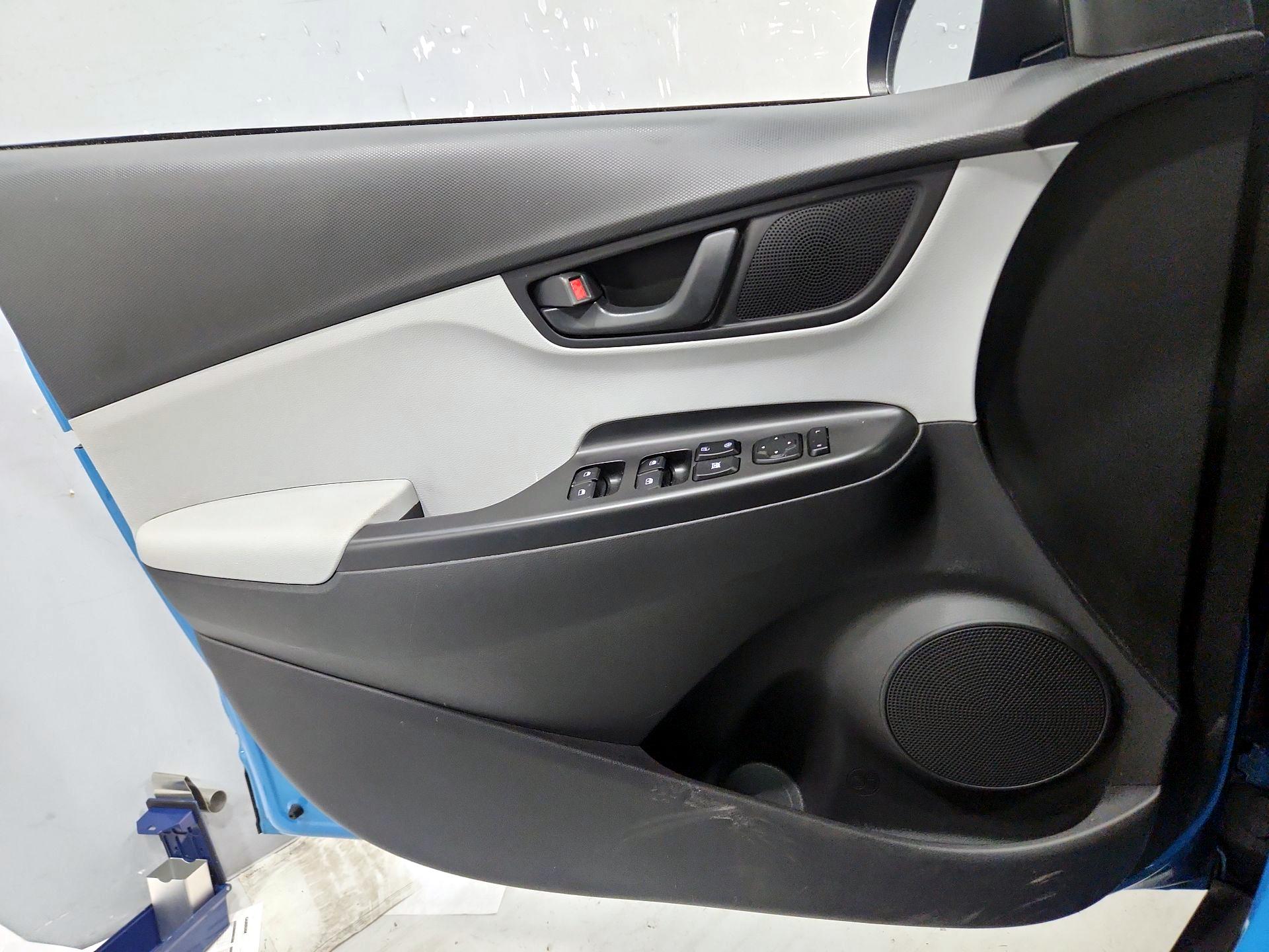 Thumbnail: 2023 Hyundai Kona - 12