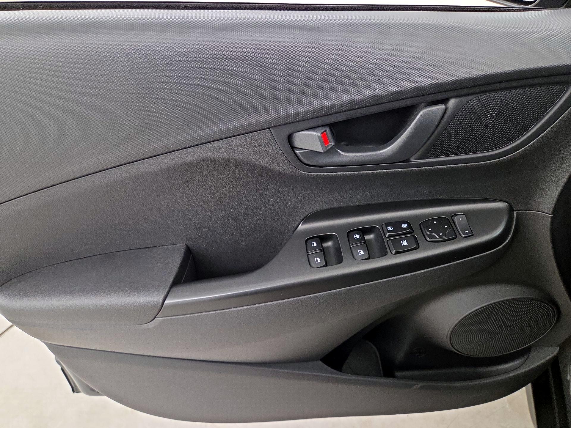 Thumbnail: 2023 Hyundai Kona - 12