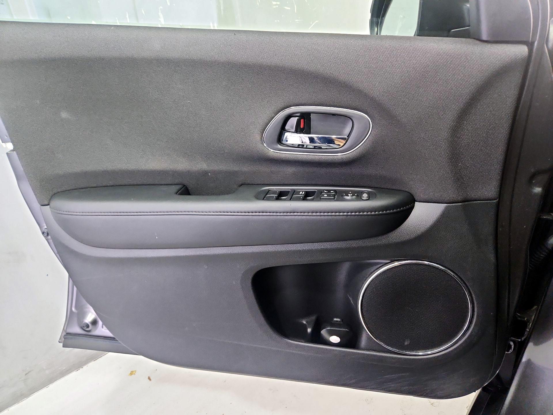 Thumbnail: 2022 Honda HR-V - 12