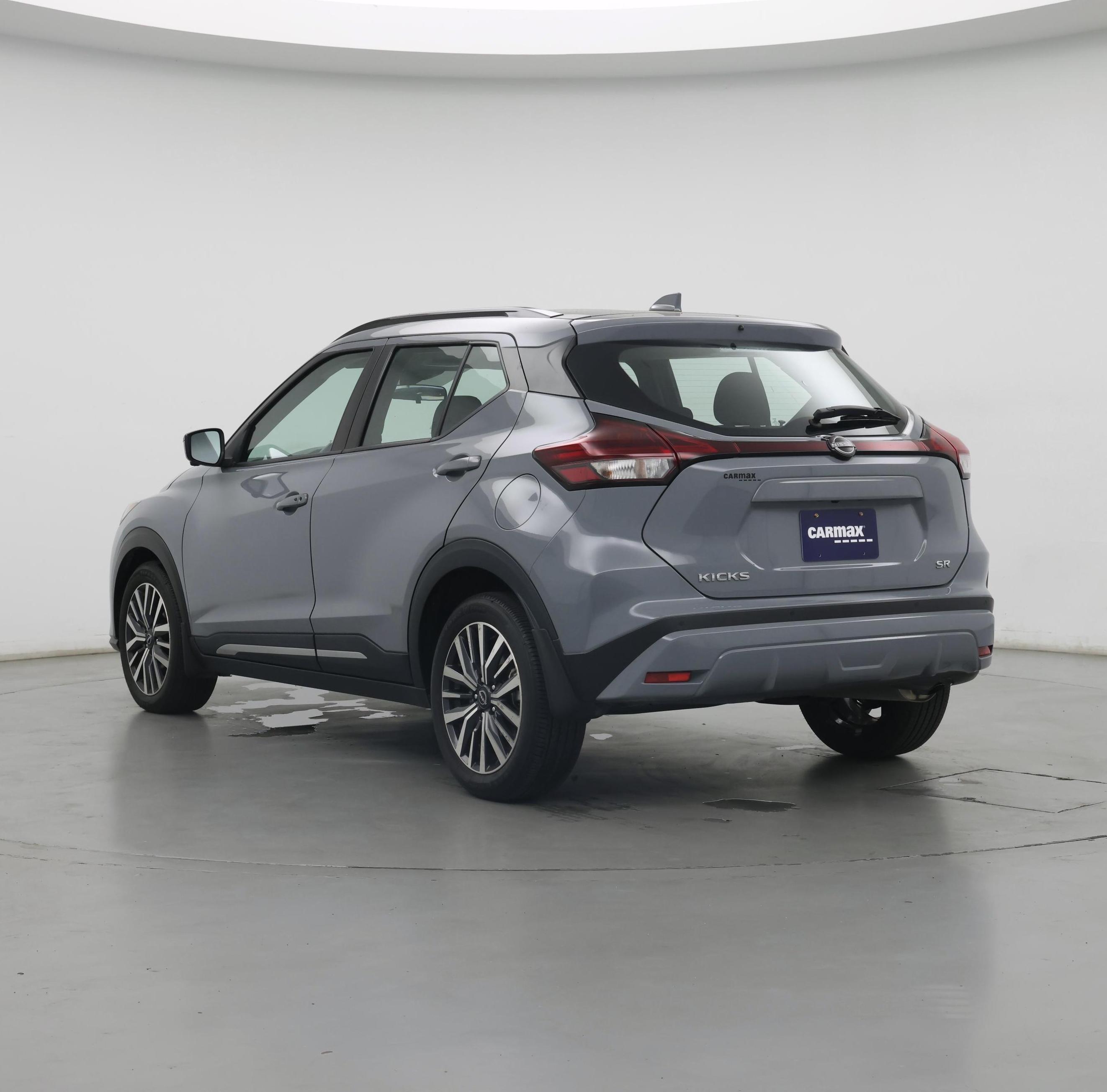 Thumbnail: 2023 Nissan Kicks - 2