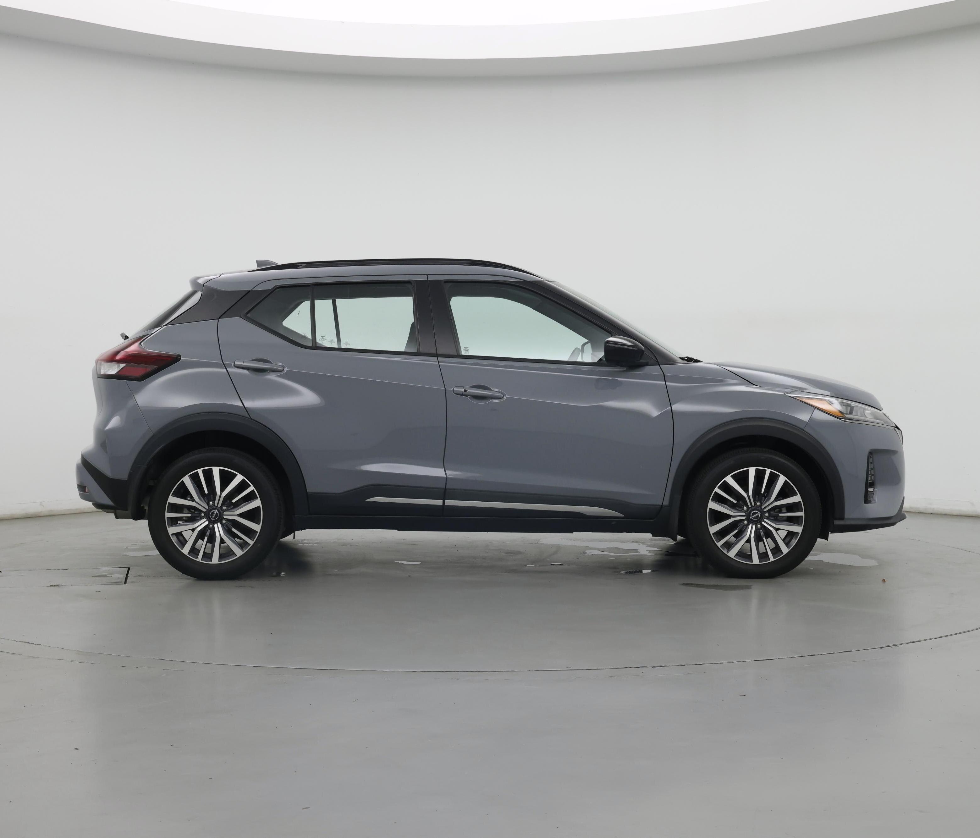 Thumbnail: 2023 Nissan Kicks - 7