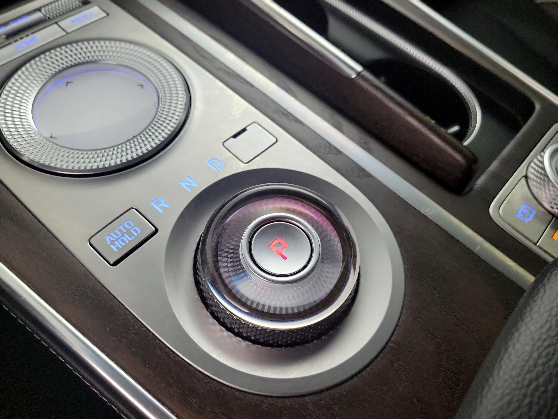 Thumbnail: 2022 Genesis GV80 - 18