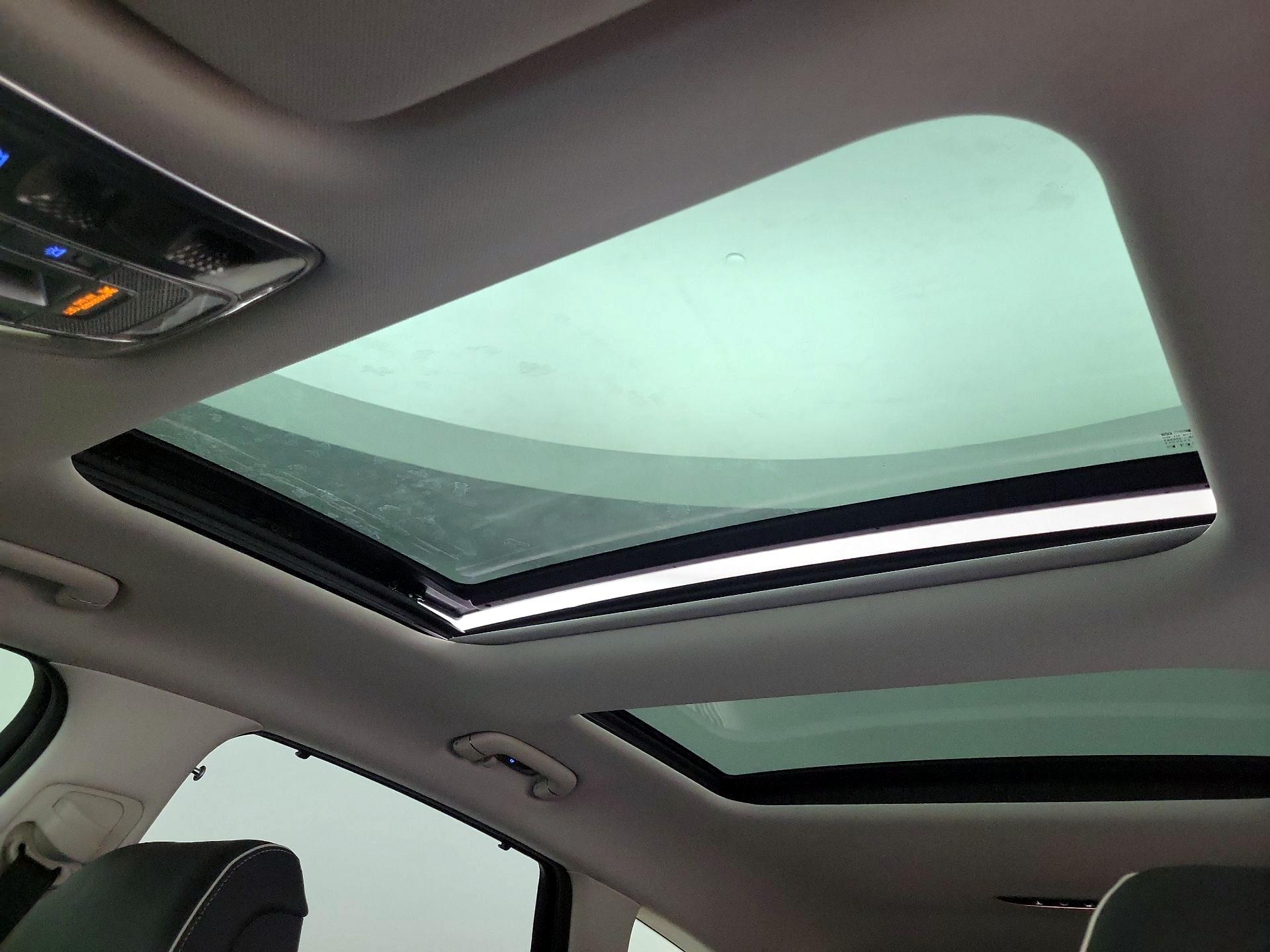 Thumbnail: 2022 Genesis GV80 - 20