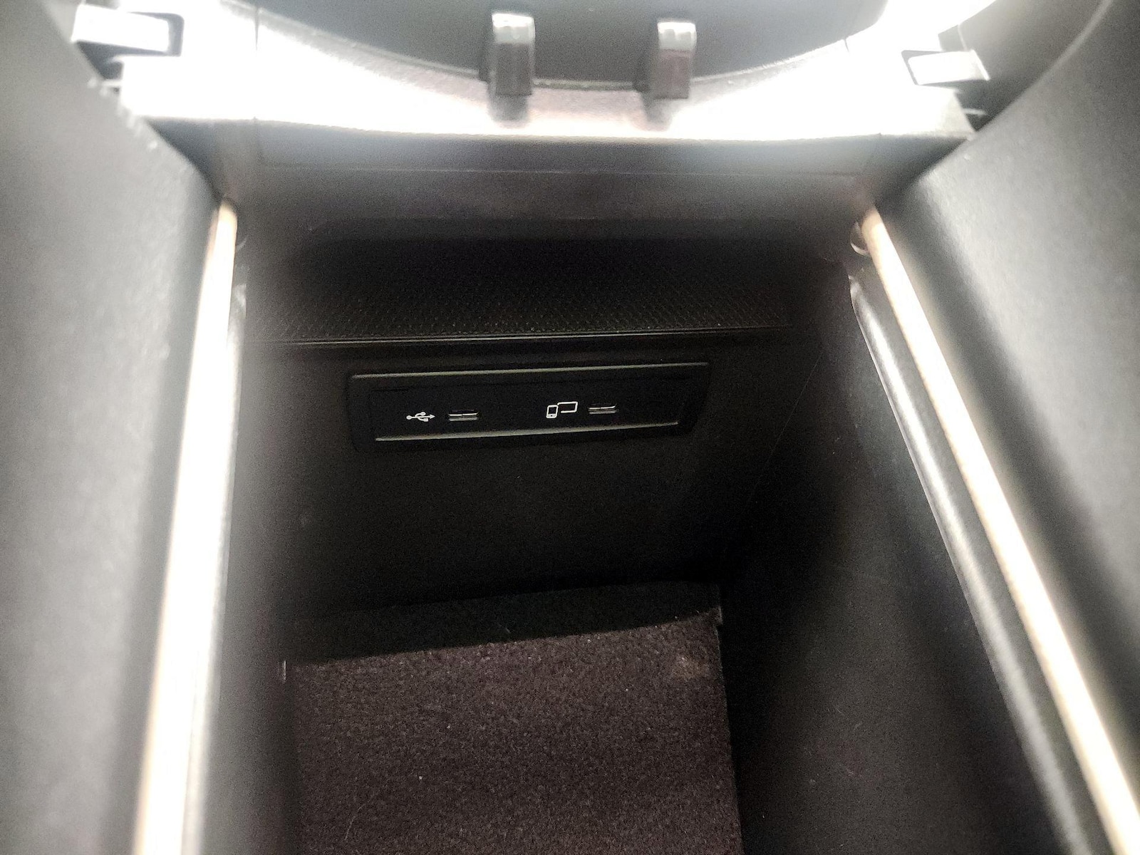 2021 Mercedes-Benz GLC GLC300 - Photo 19