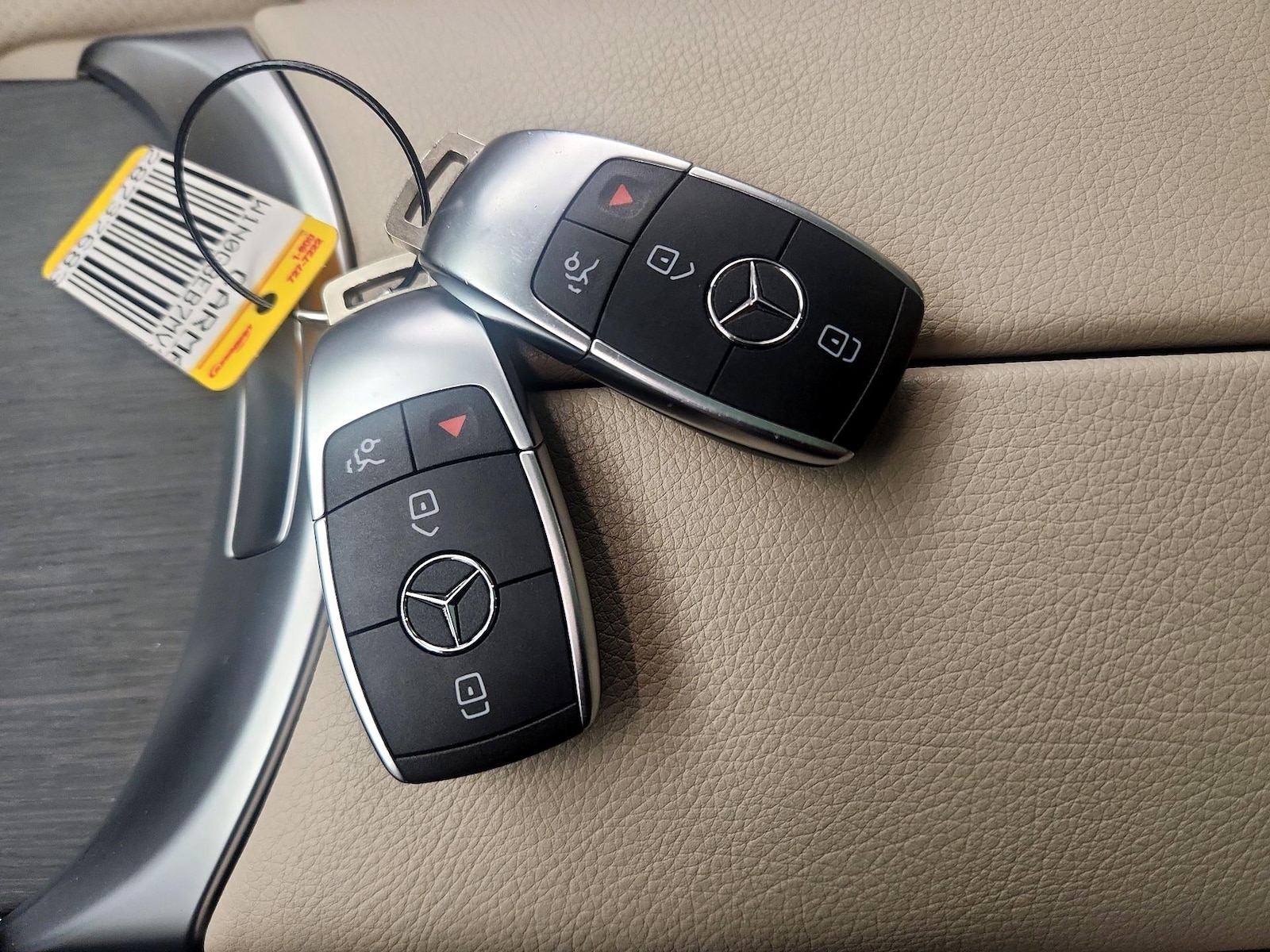 2021 Mercedes-Benz GLC GLC300 - Photo 24