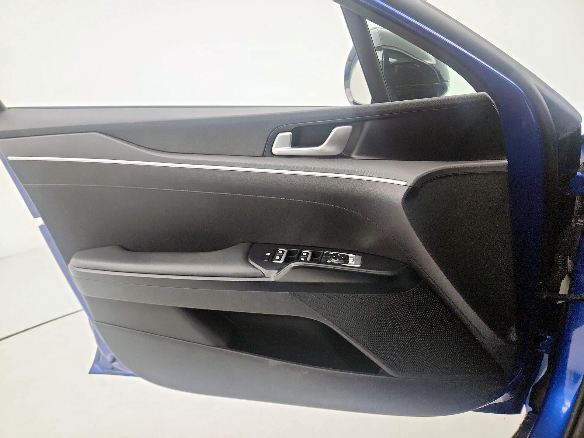 Thumbnail: 2022 Kia K5 - 12