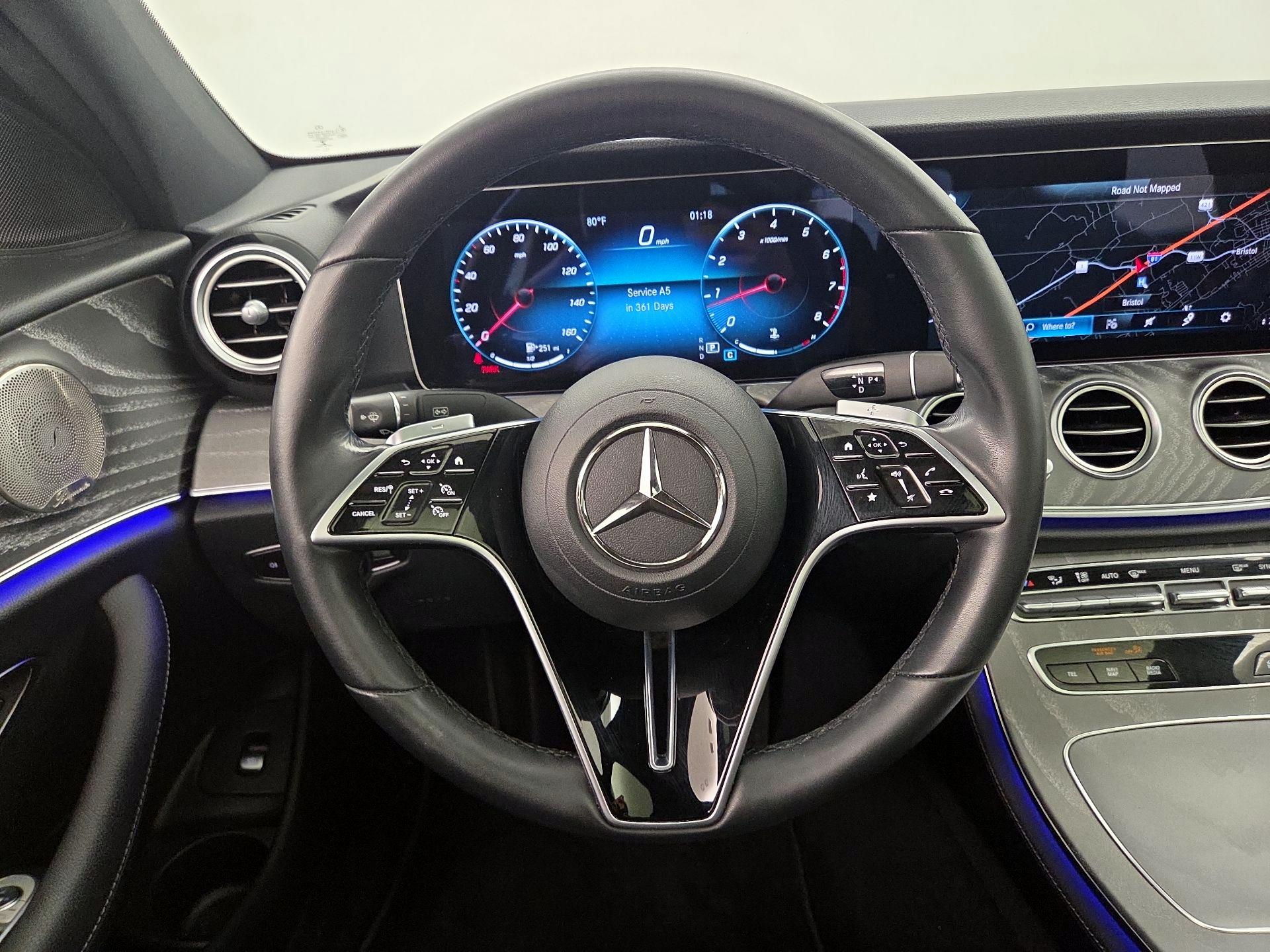 Thumbnail: 2022 Mercedes-Benz E-Class - 10