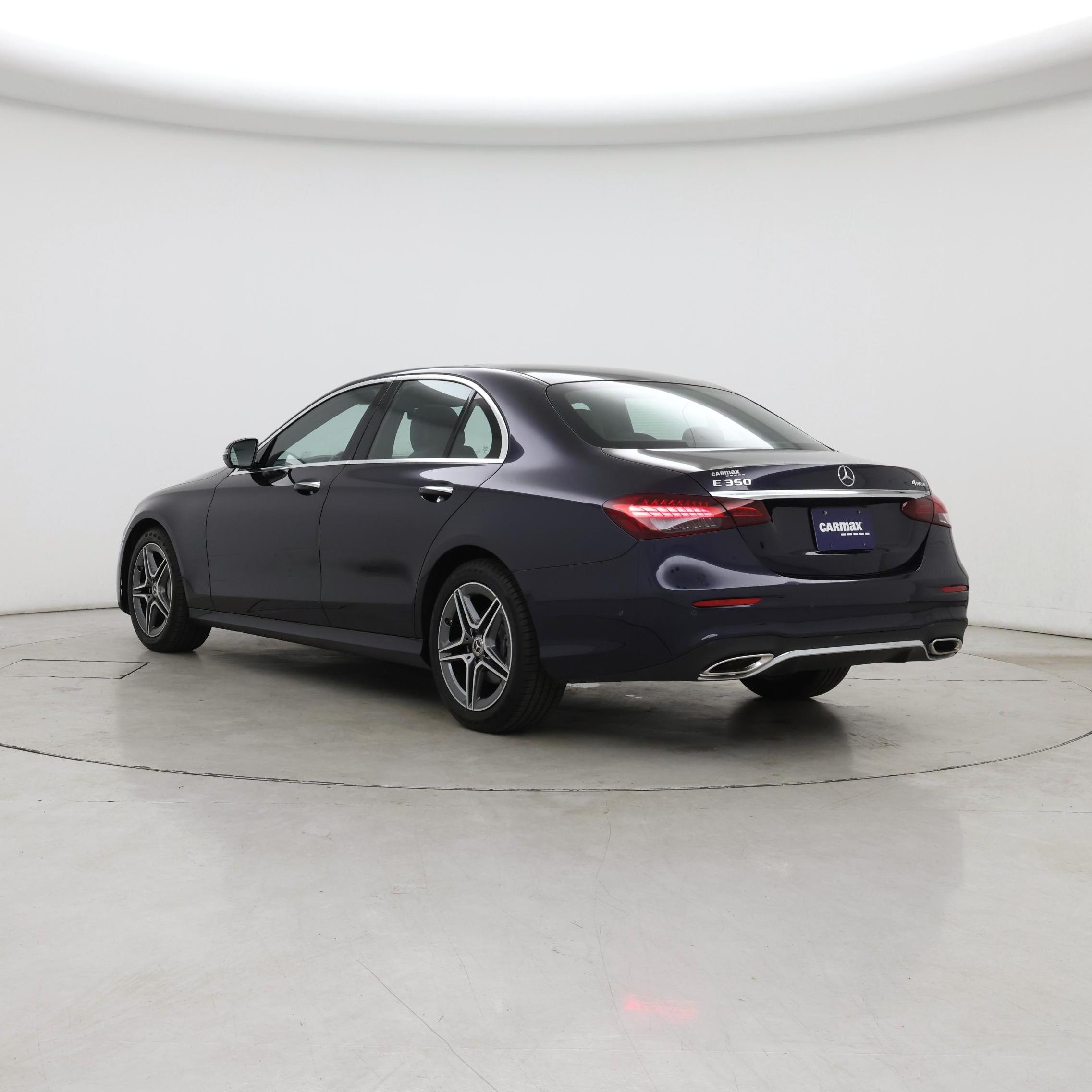 Thumbnail: 2022 Mercedes-Benz E-Class - 2