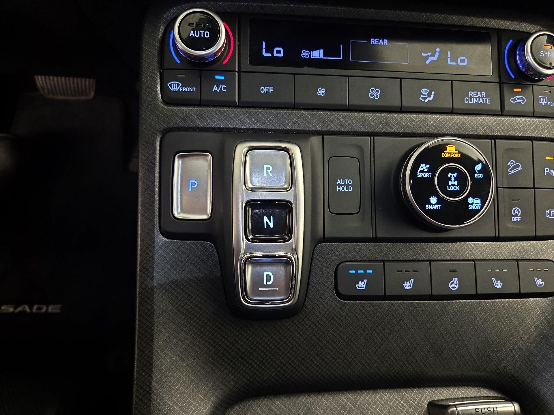 Thumbnail: 2023 Hyundai Palisade - 18