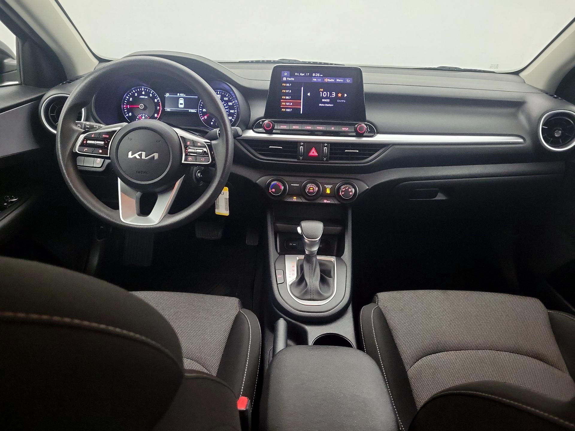 Thumbnail: 2024 Kia Forte - 9