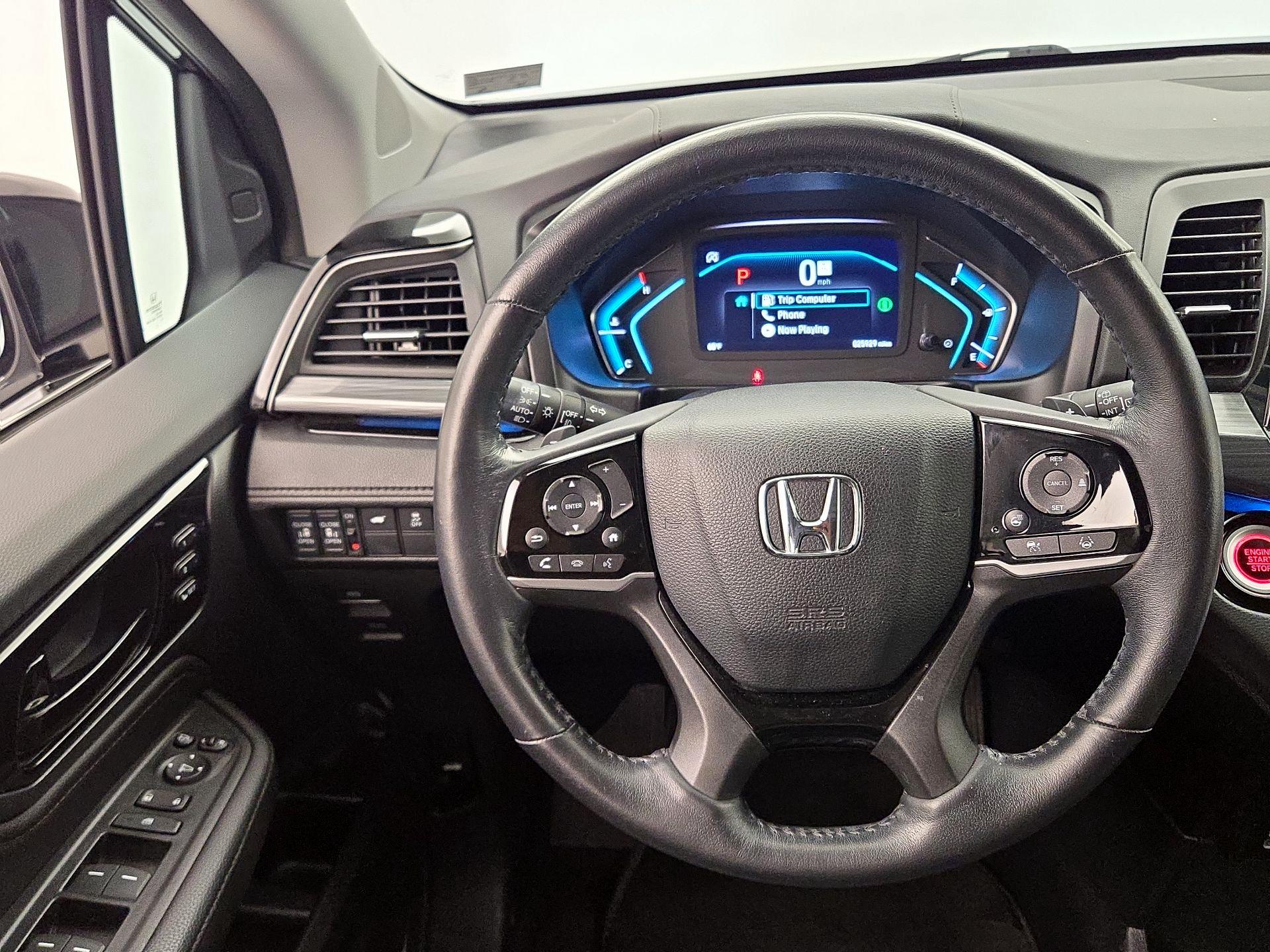 Thumbnail: 2023 Honda Odyssey - 10