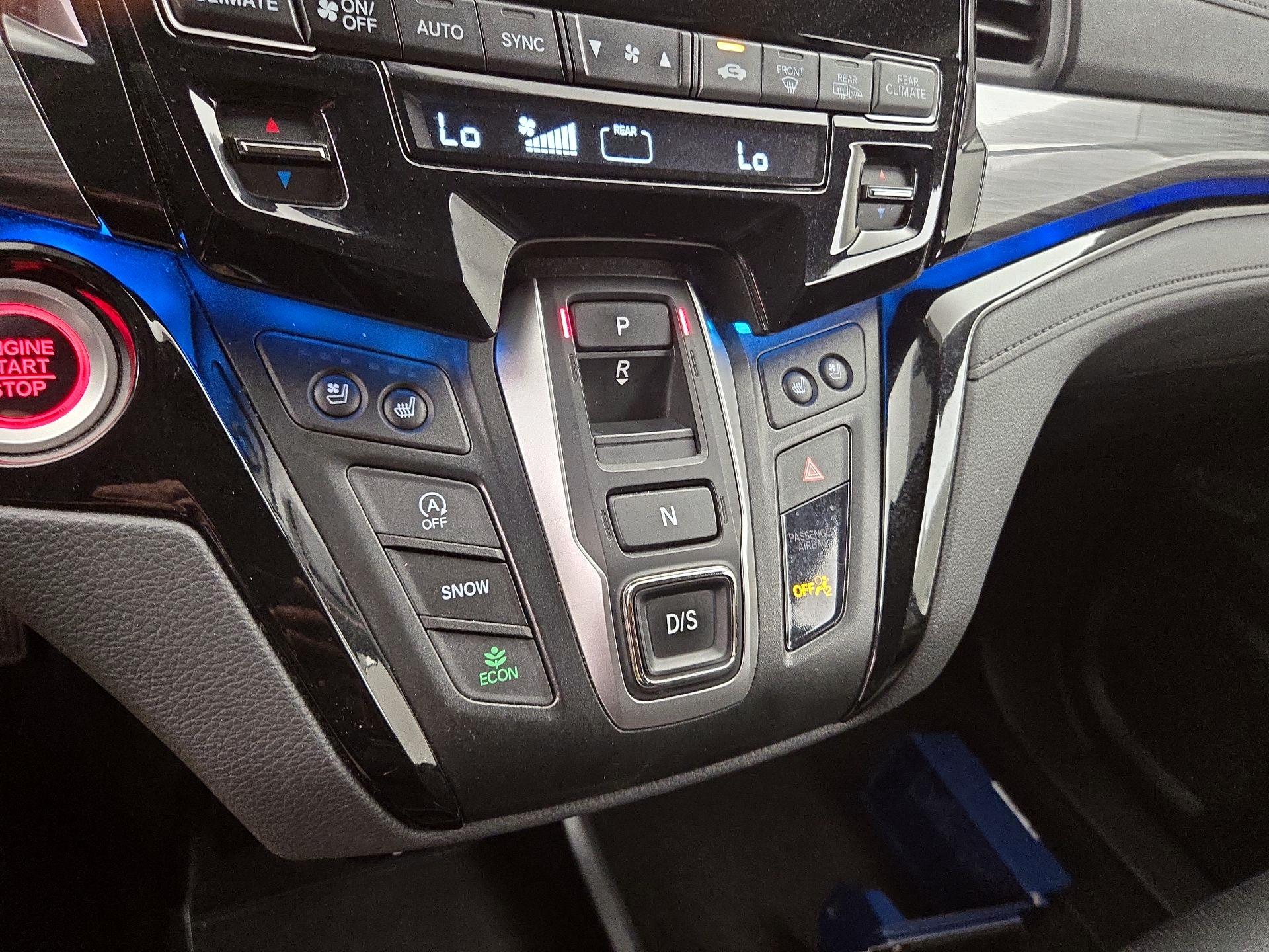 Thumbnail: 2023 Honda Odyssey - 18