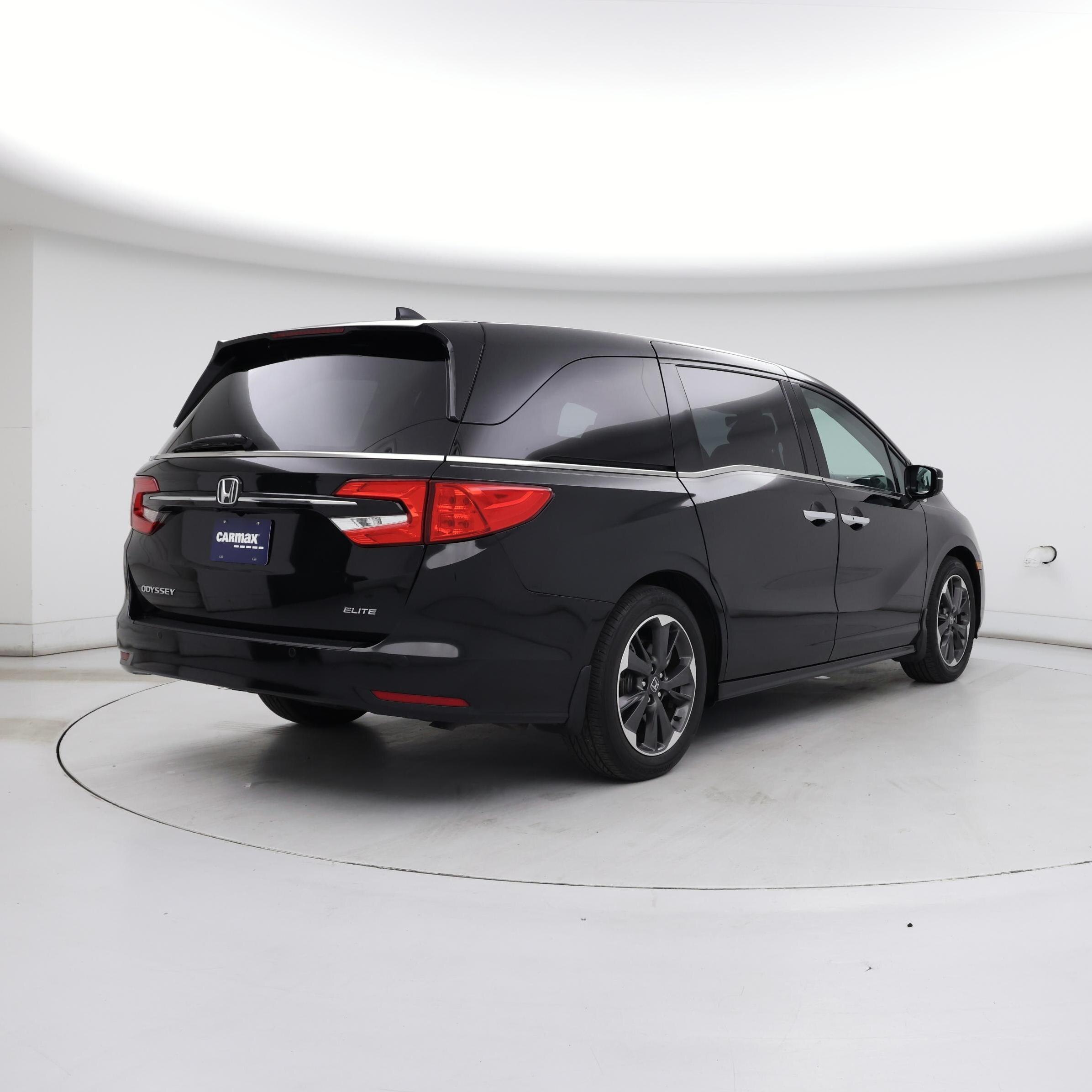 Thumbnail: 2023 Honda Odyssey - 8