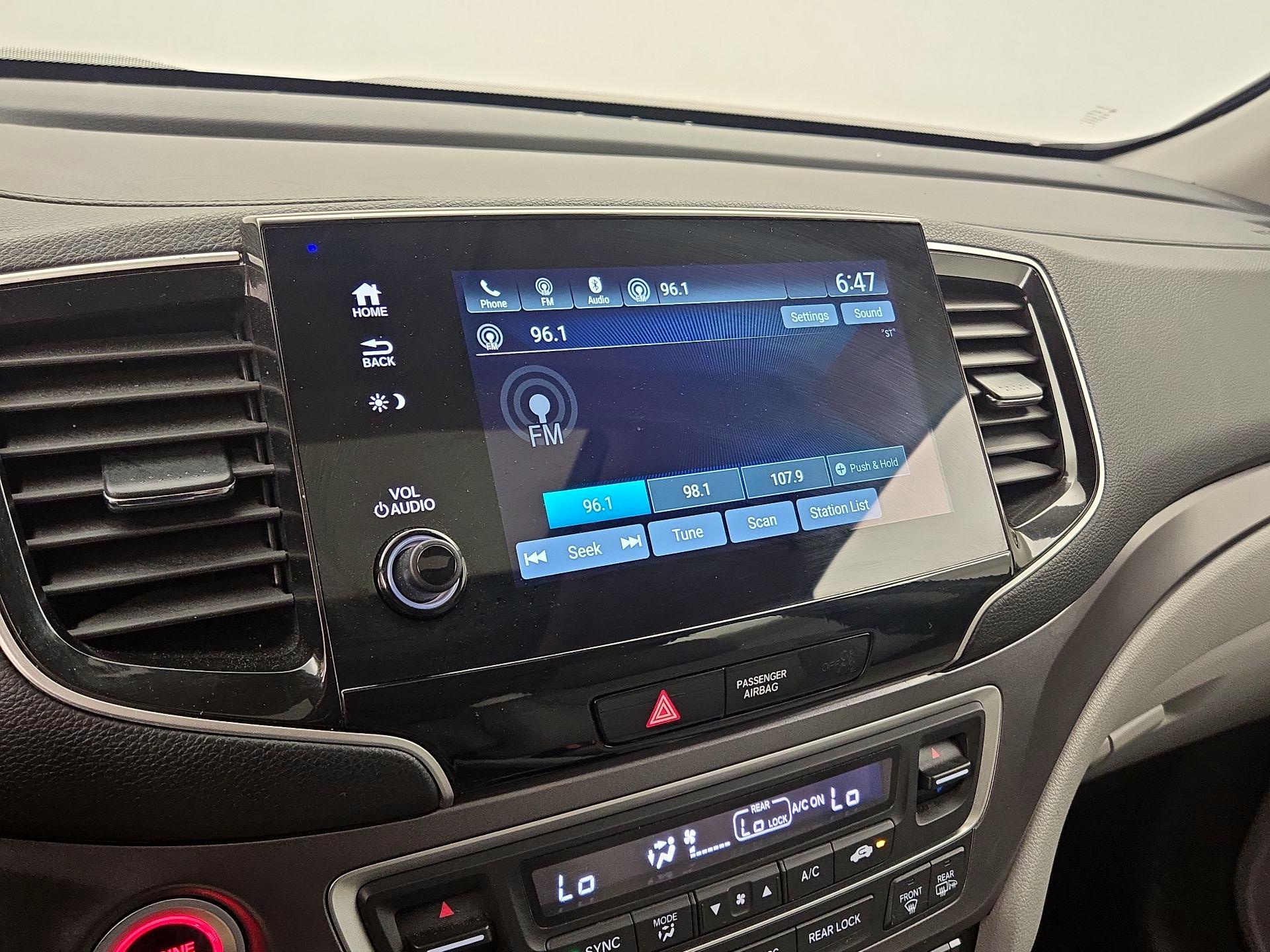 Thumbnail: 2021 Honda Pilot - 15