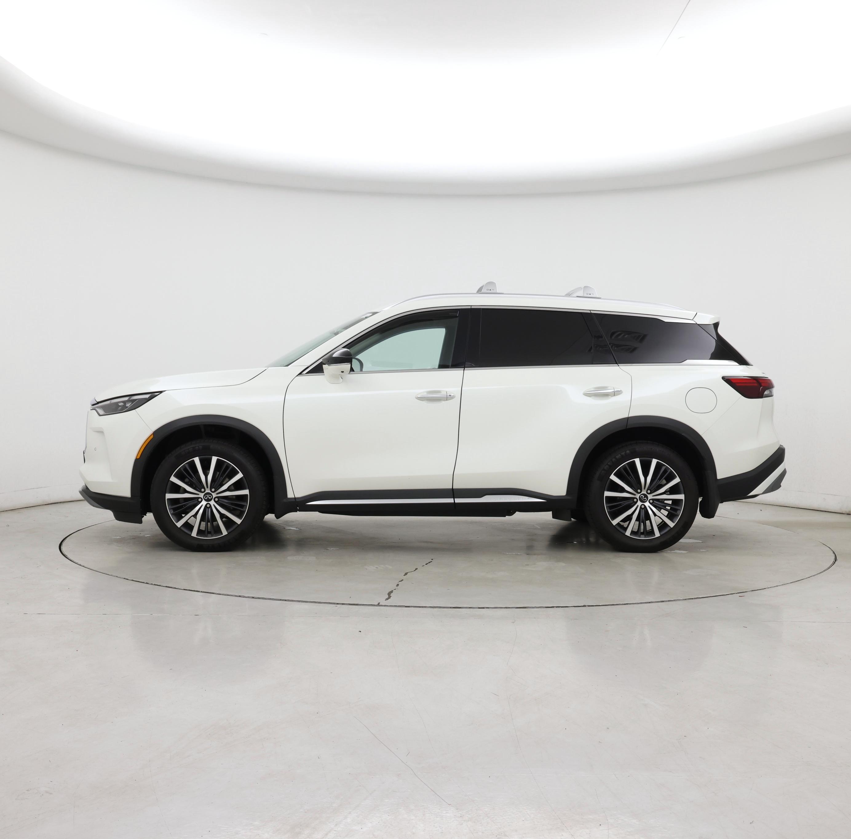 Thumbnail: 2023 INFINITI QX60 - 3
