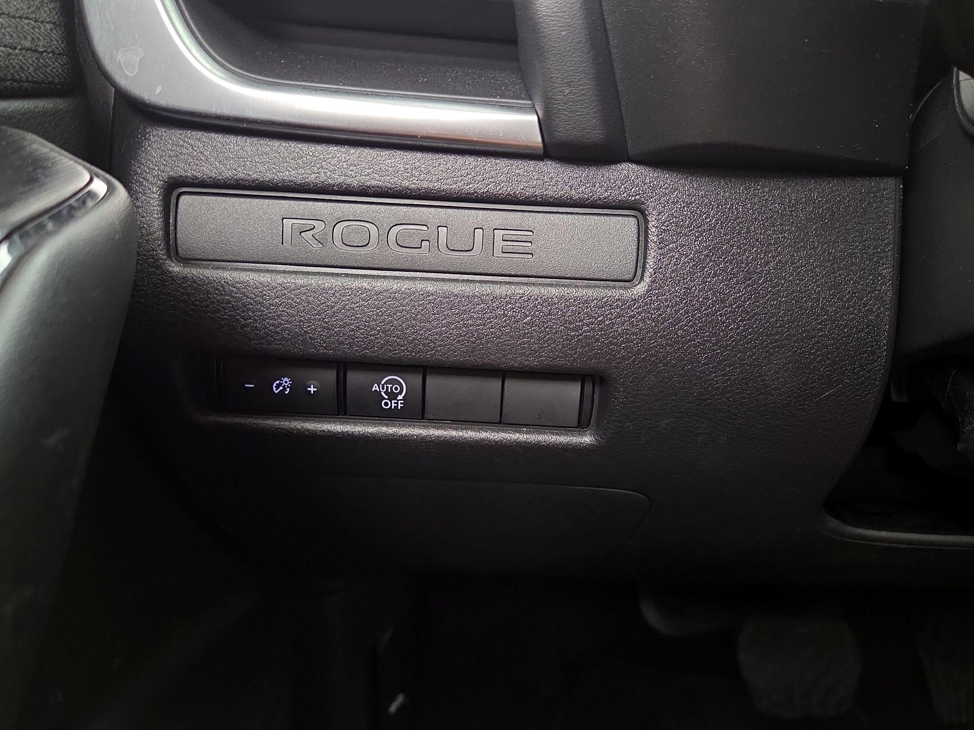 Thumbnail: 2023 Nissan Rogue - 13