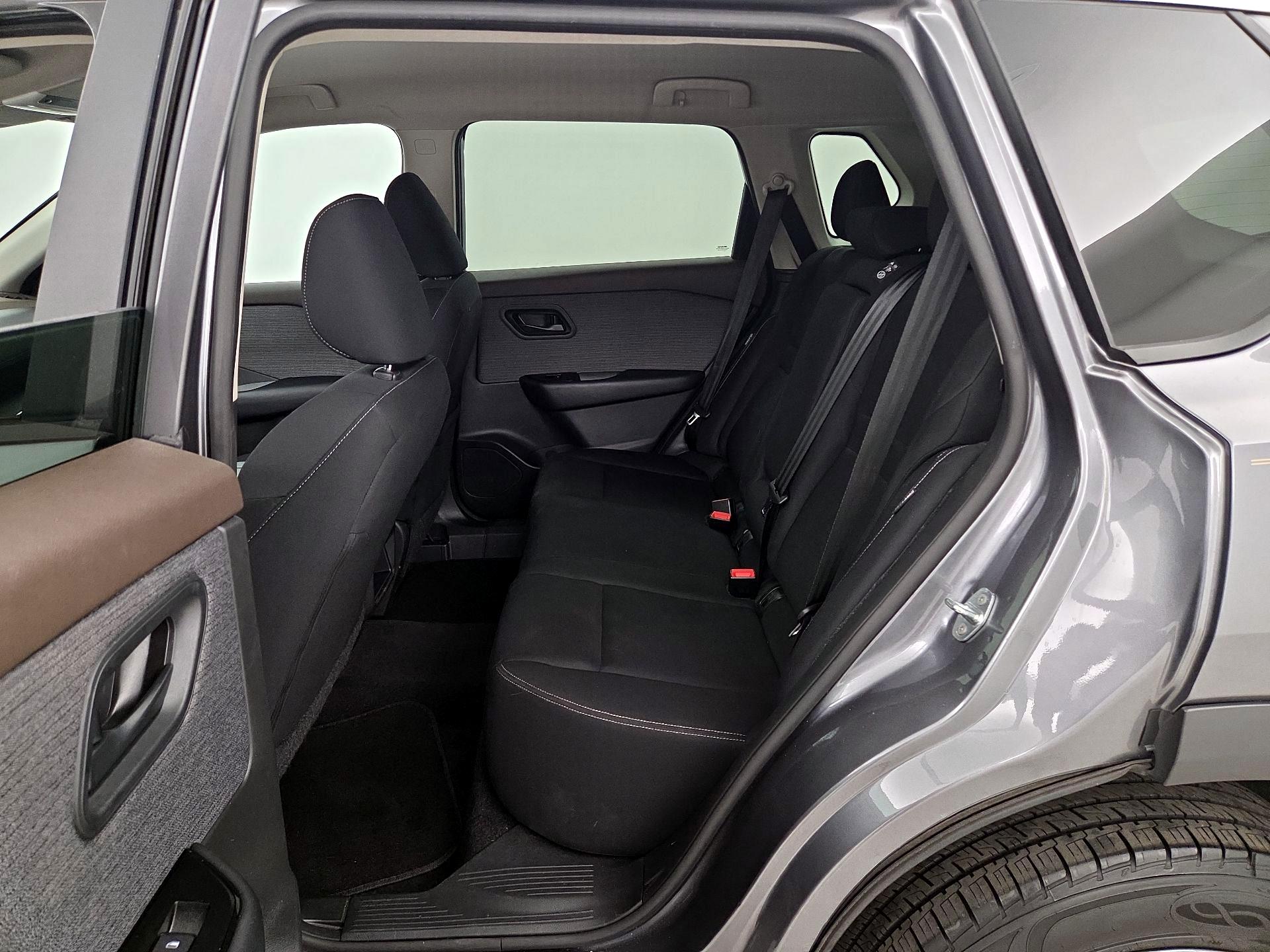 Thumbnail: 2023 Nissan Rogue - 19