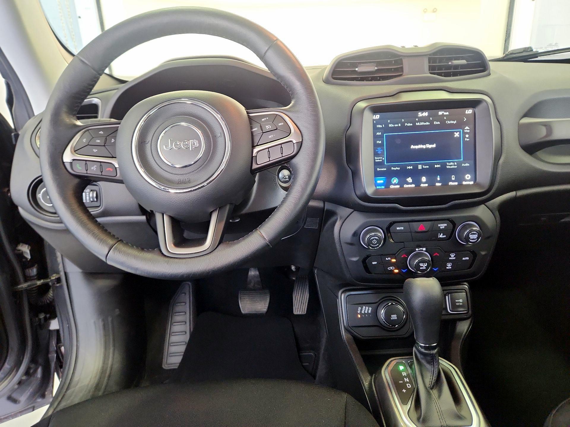 Thumbnail: 2022 Jeep Renegade - 9