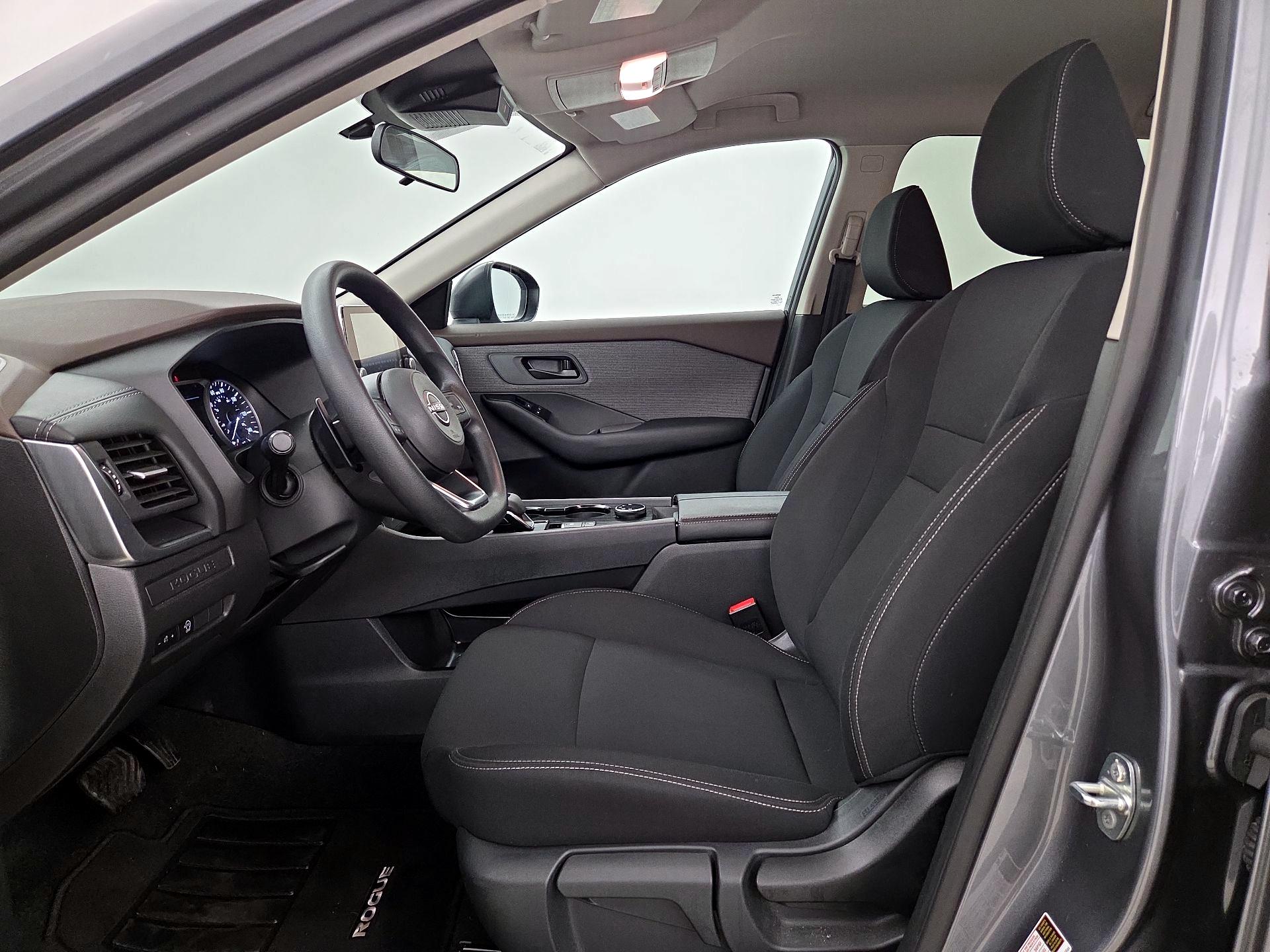 Thumbnail: 2023 Nissan Rogue - 11