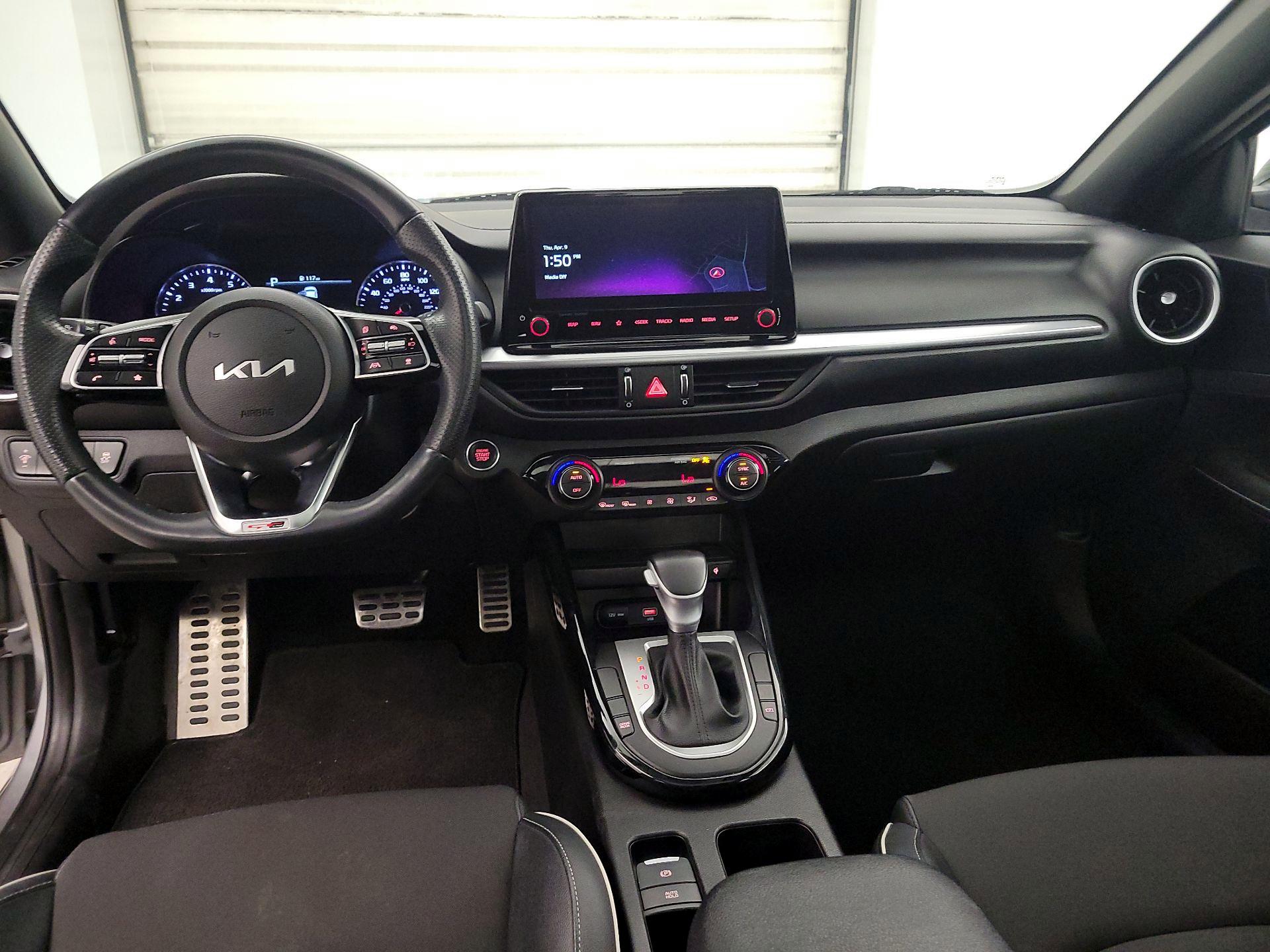 Thumbnail: 2023 Kia Forte - 9