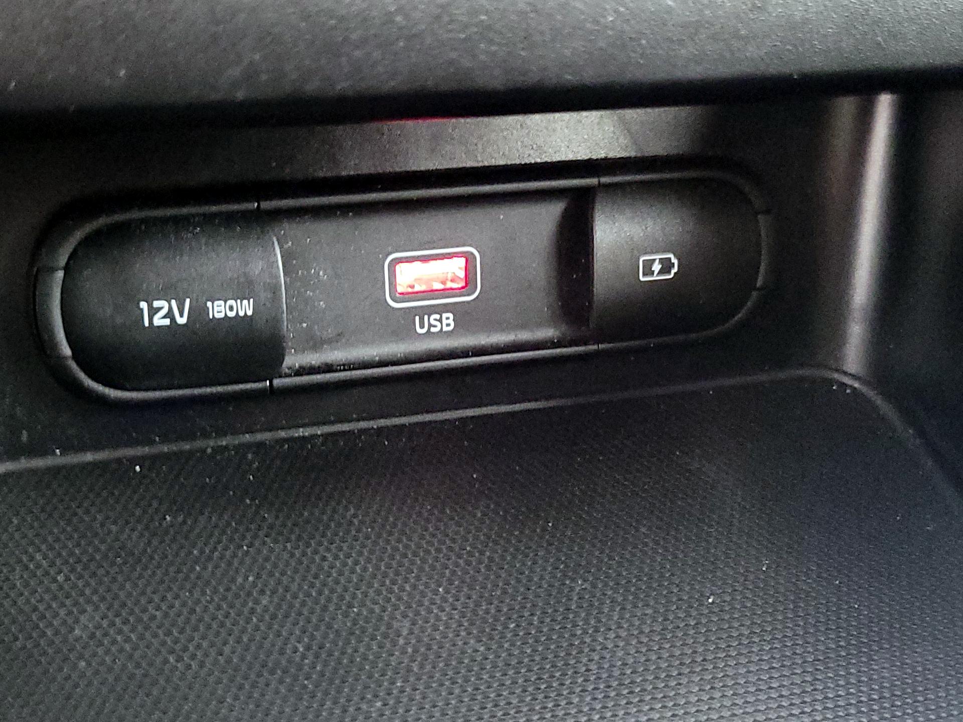 Thumbnail: 2023 Kia Forte - 18