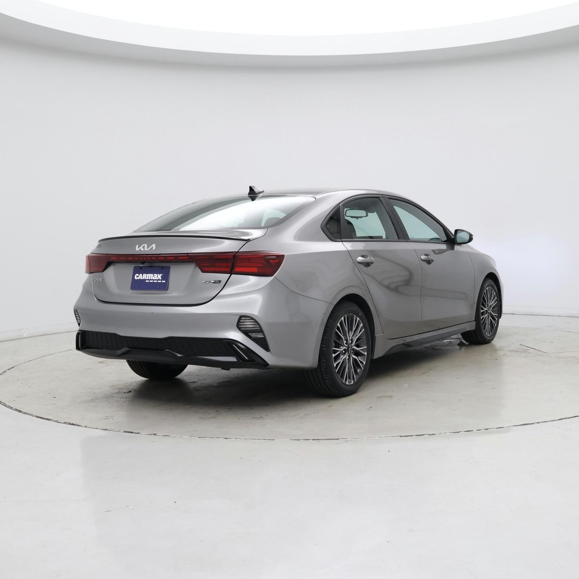 Thumbnail: 2023 Kia Forte - 8