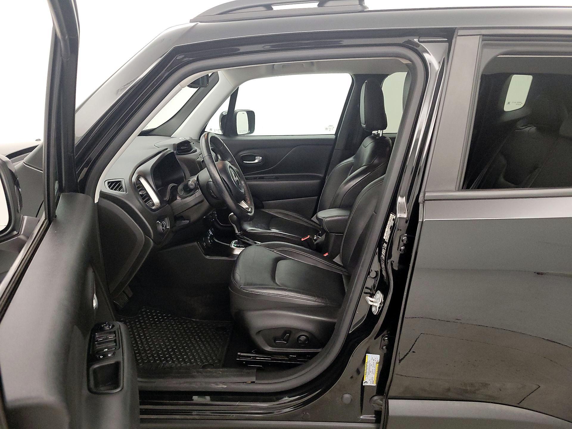 Thumbnail: 2022 Jeep Renegade - 11