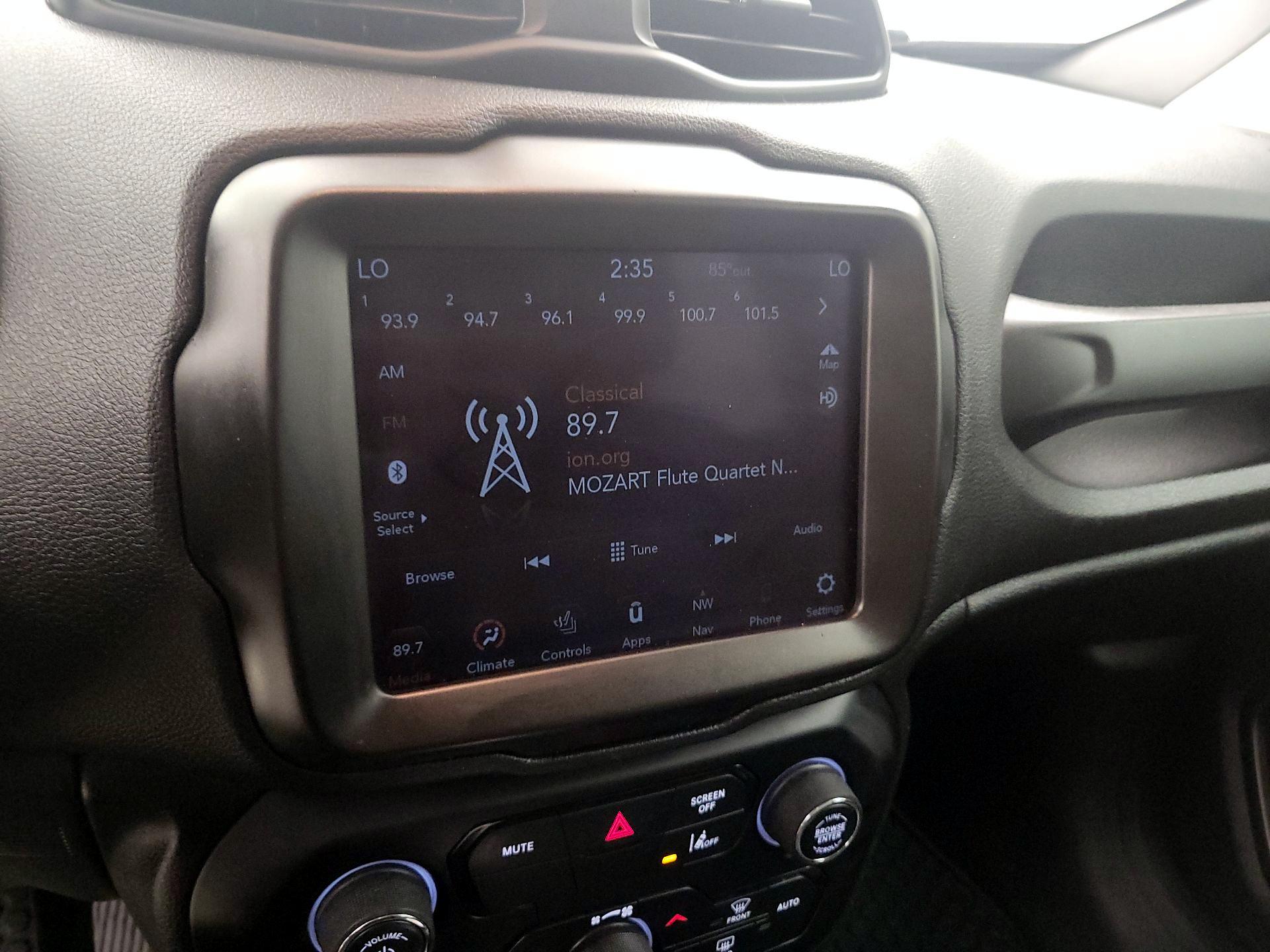 Thumbnail: 2022 Jeep Renegade - 14